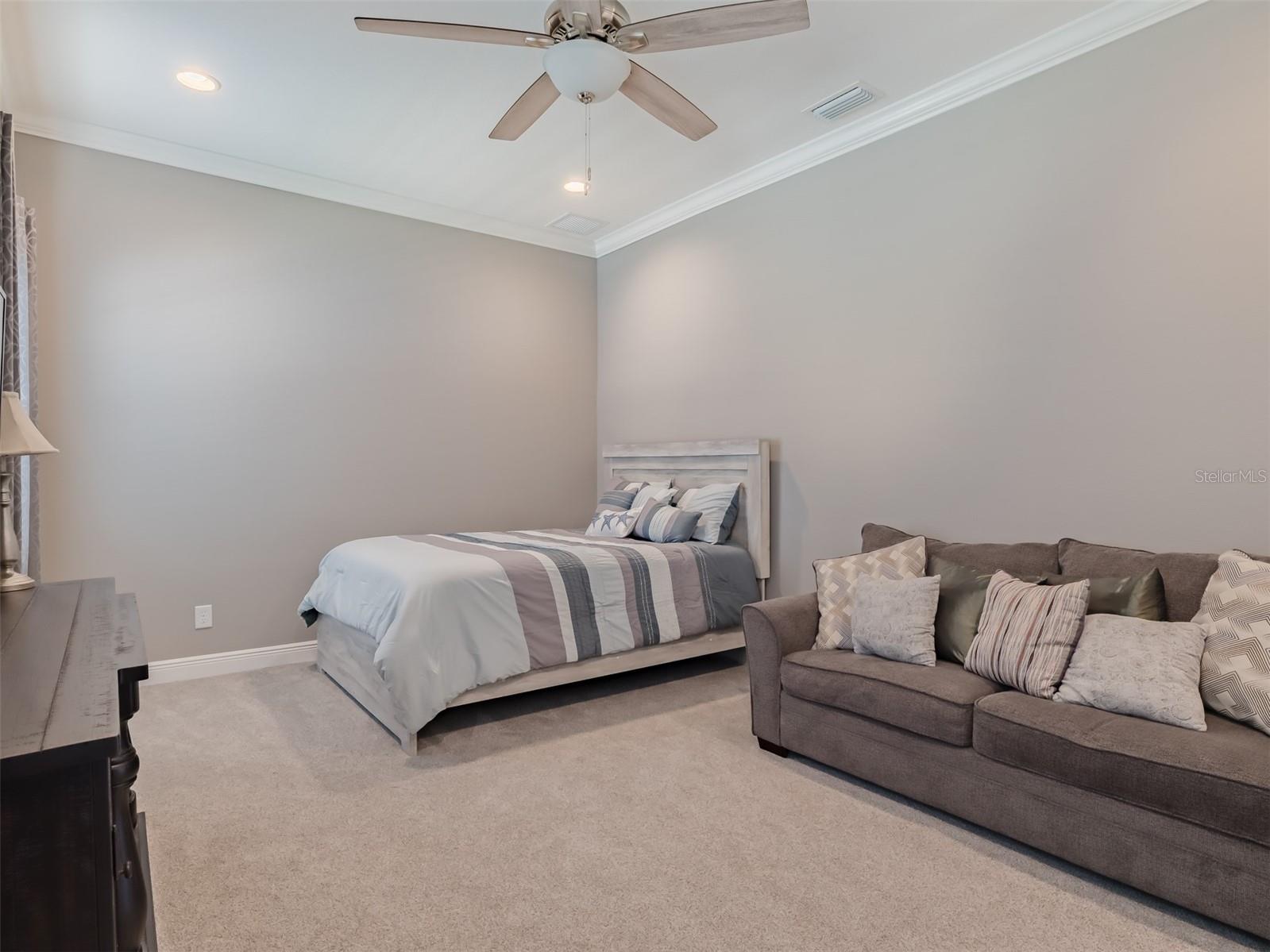 Listing photo id 29 for 21842 Pristine Lake Boulevard