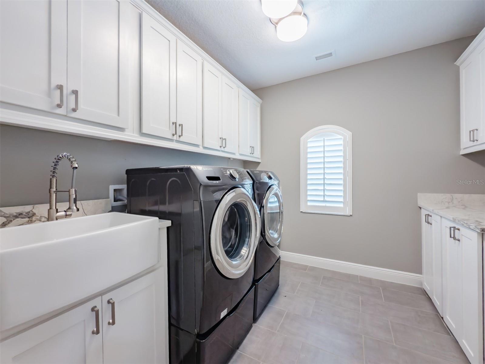 Listing photo id 53 for 21842 Pristine Lake Boulevard