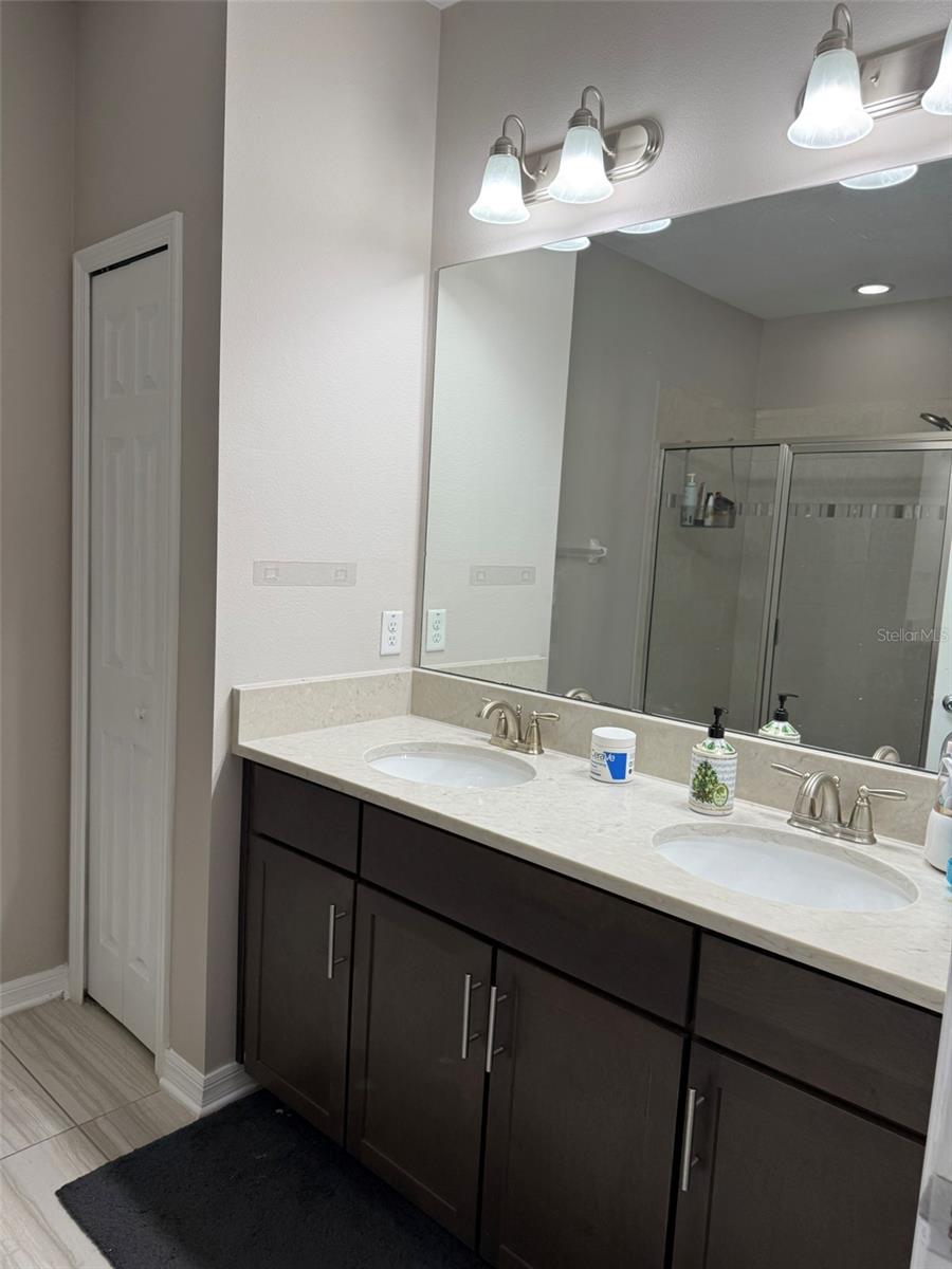 Image 24 of 40 For 30086 Southwell Lane