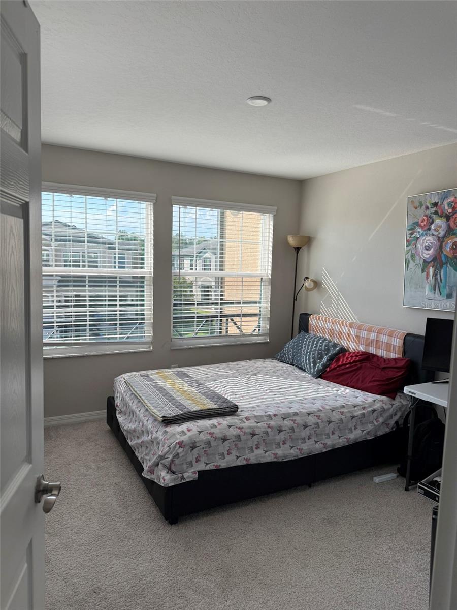 Image 33 of 40 For 30086 Southwell Lane