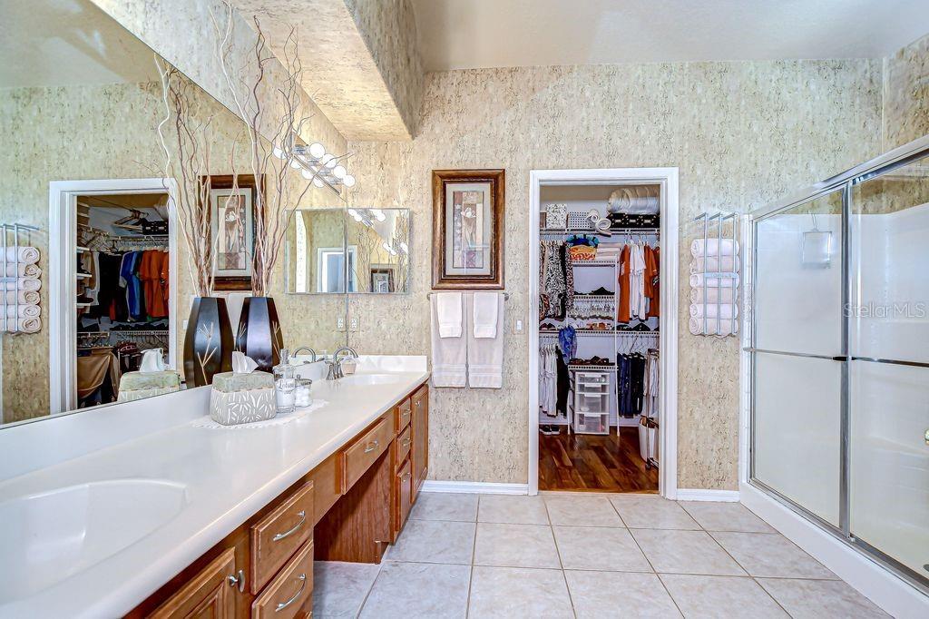Image 19 of 41 For 8005 Shaddock Place