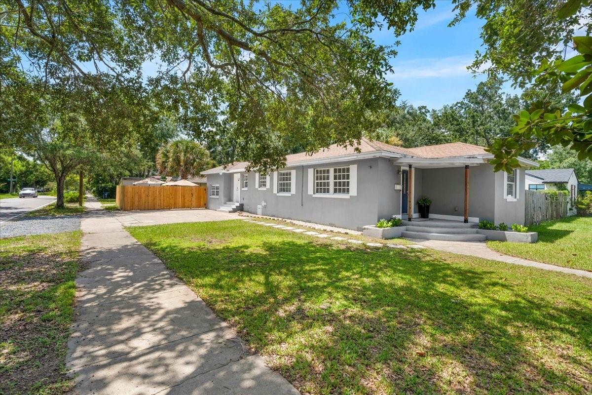Image 2 of 33 For 6202 Flora Vista Avenue