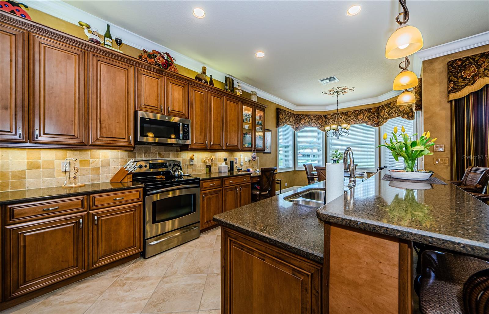 Image 15 of 96 For 4918 Sandy Brook Circle