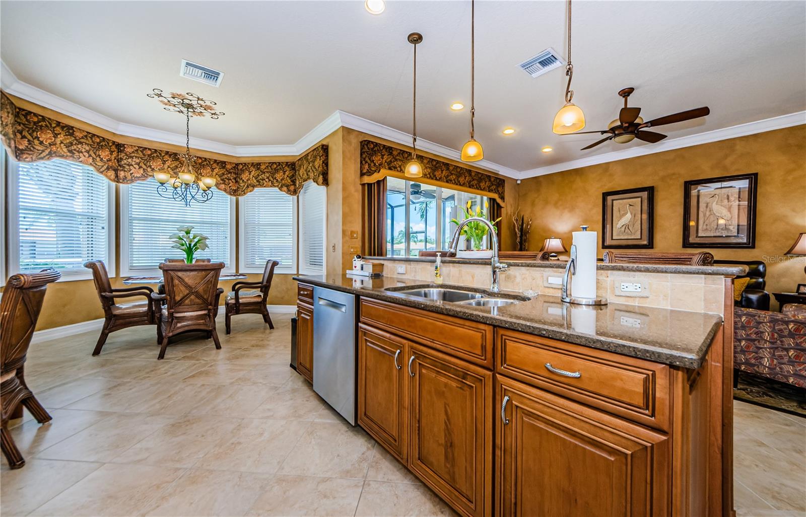Image 16 of 96 For 4918 Sandy Brook Circle