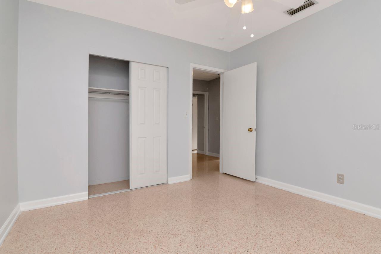 Image 14 of 35 For 4717 Coachman Avenue