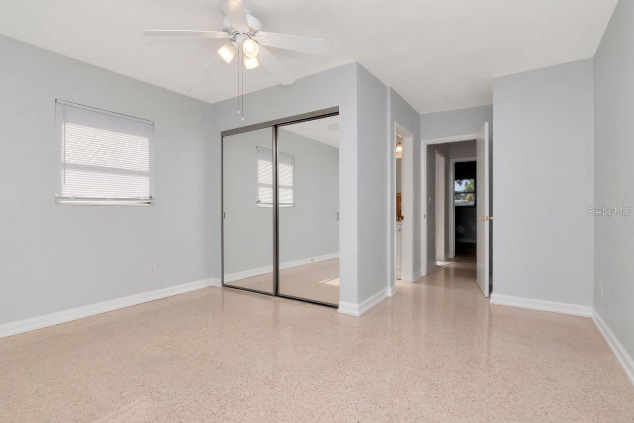 Image 19 of 35 For 4717 Coachman Avenue