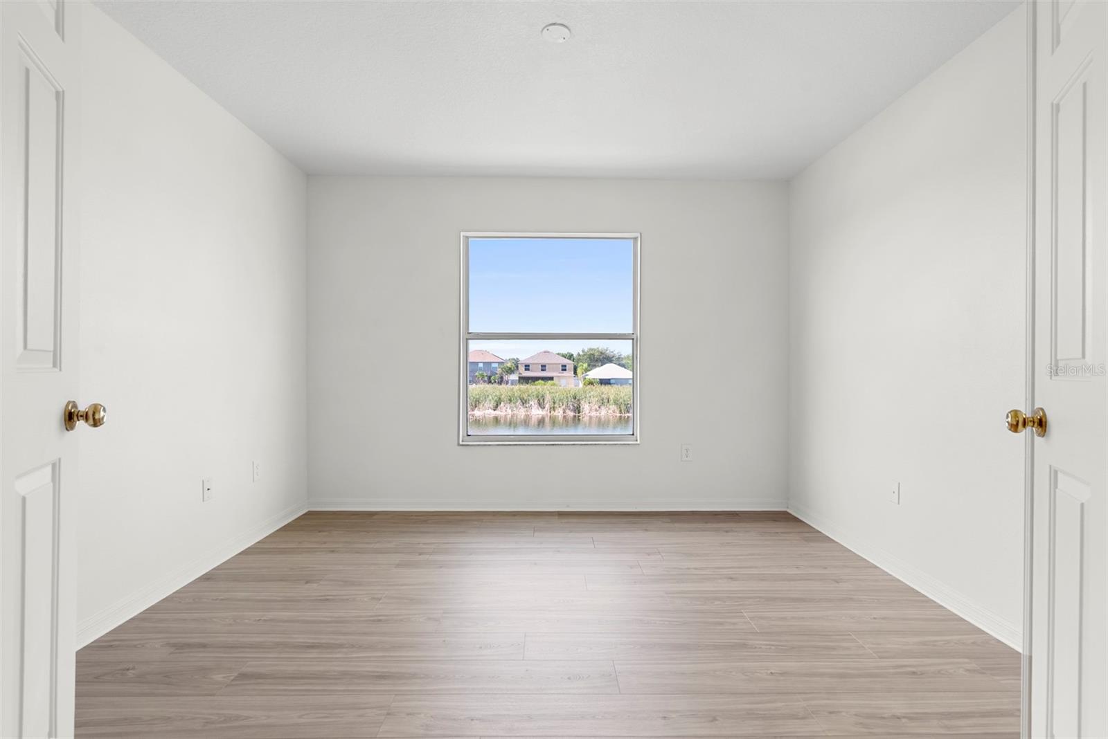 Image 16 of 42 For 2238 Roanoke Springs Drive