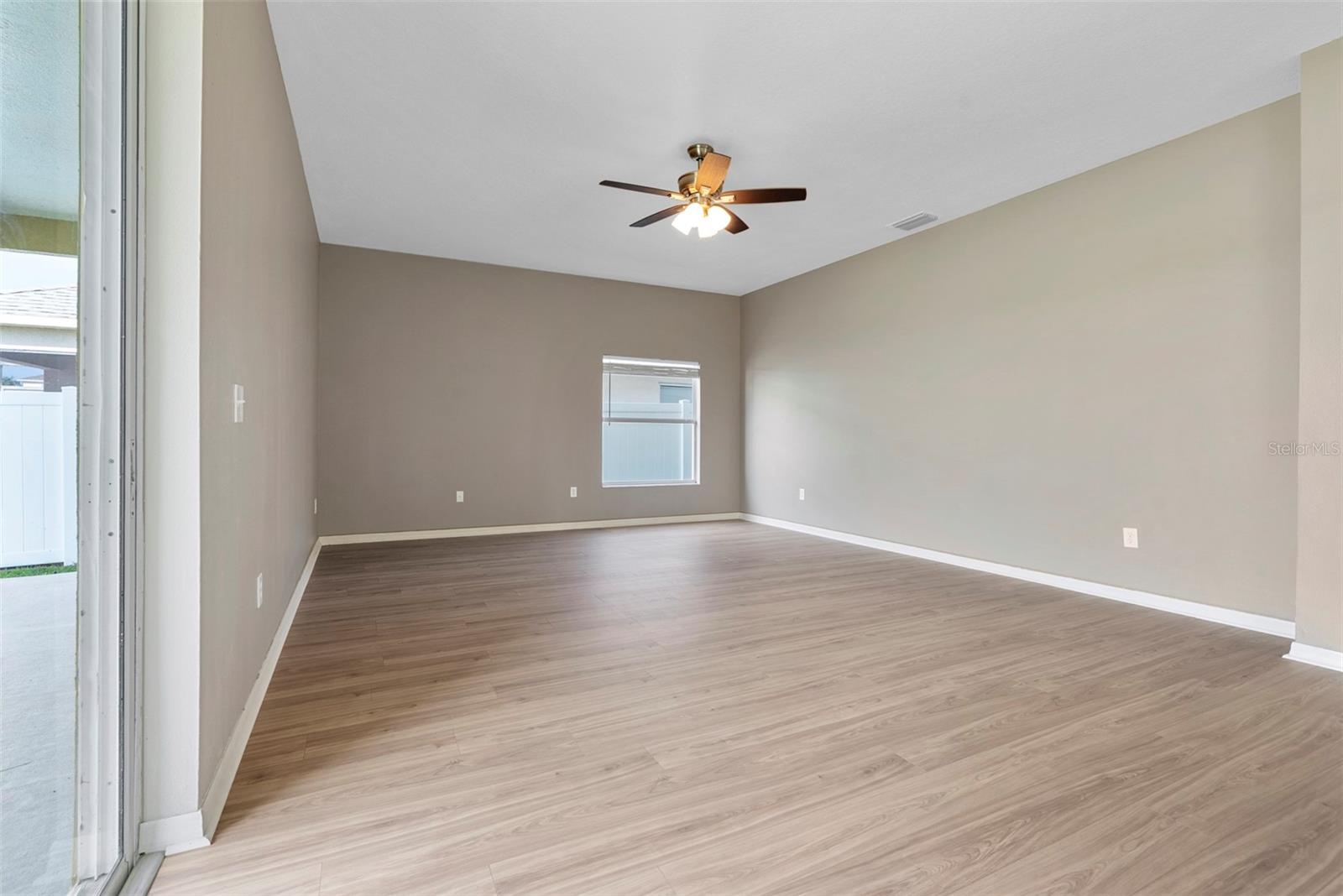 Image 25 of 42 For 2238 Roanoke Springs Drive