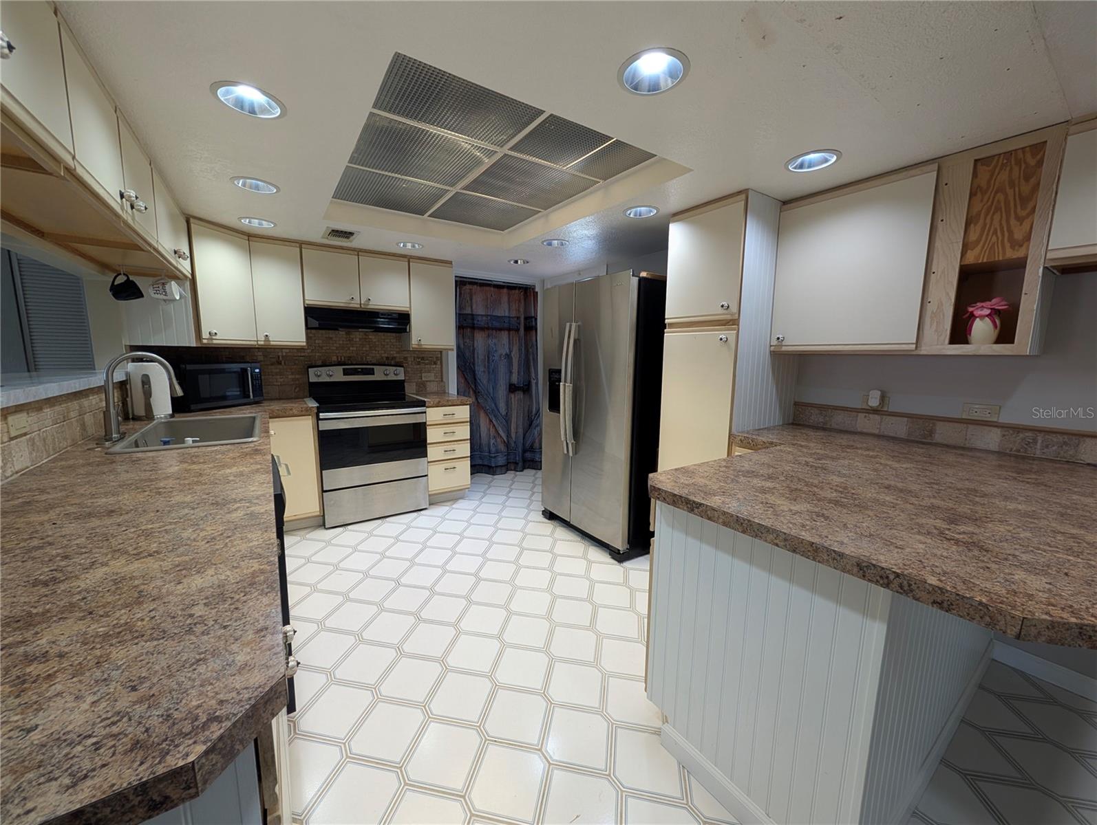 Image 41 of 74 For 5508 Bryson Drive