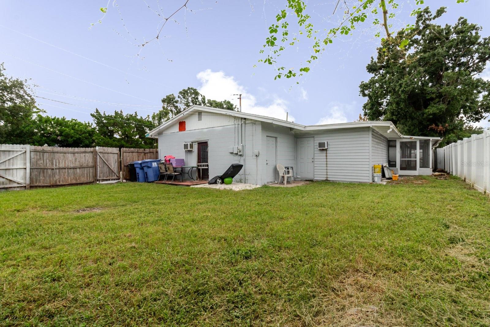 Image 17 of 21 For 7200 8th Street N