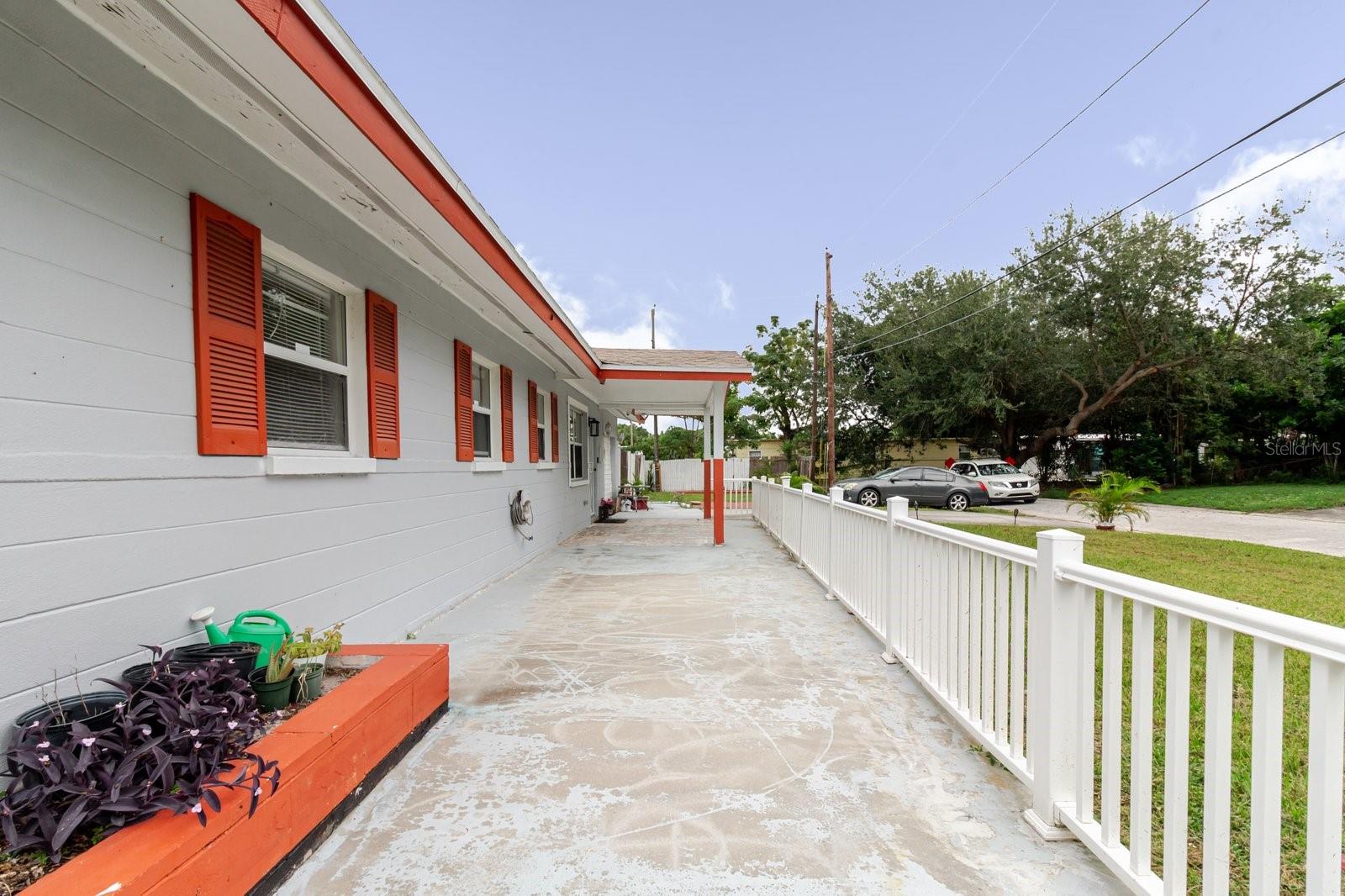 Image 3 of 21 For 7200 8th Street N