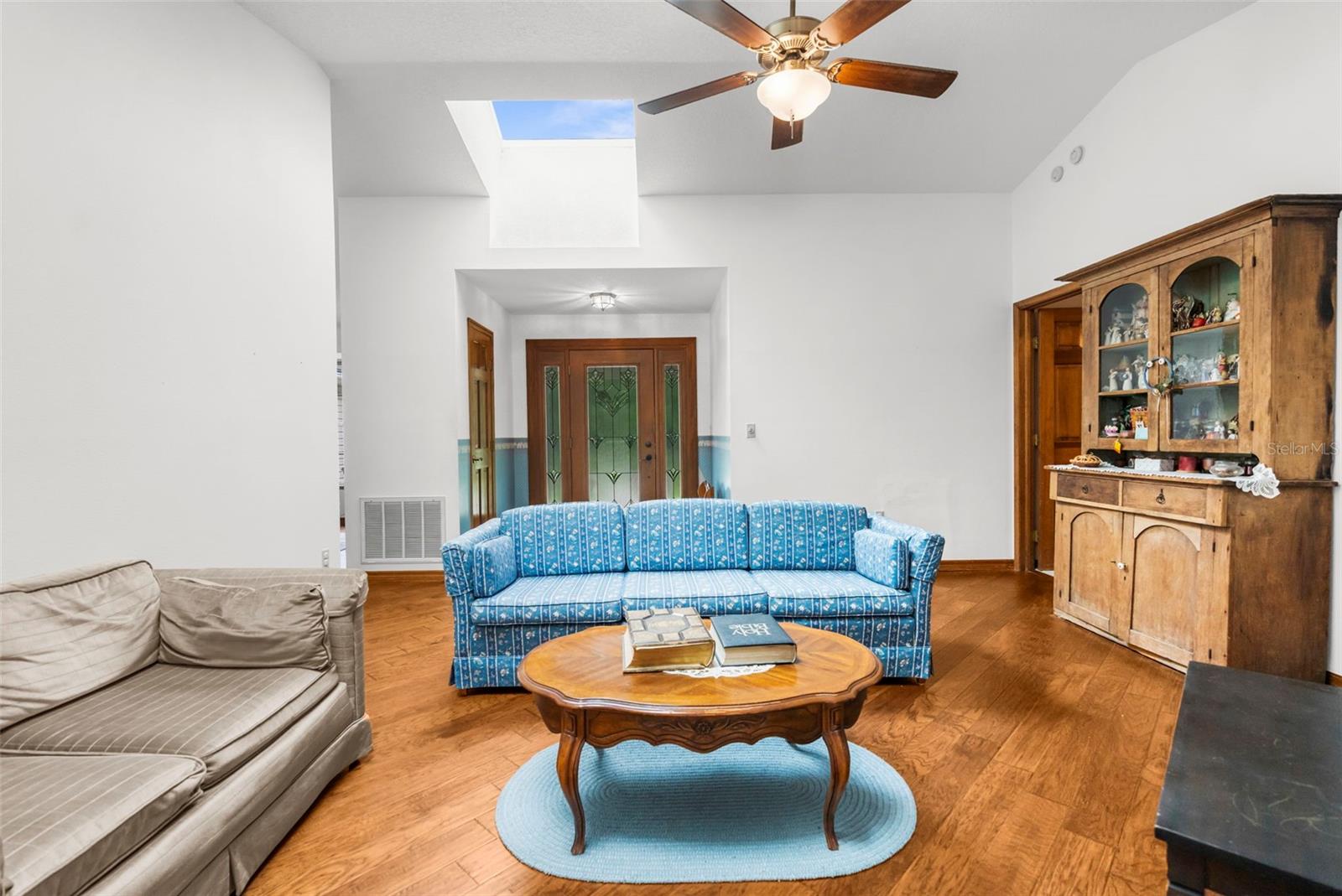 Image 27 of 97 For 17131 Dalberg Drive