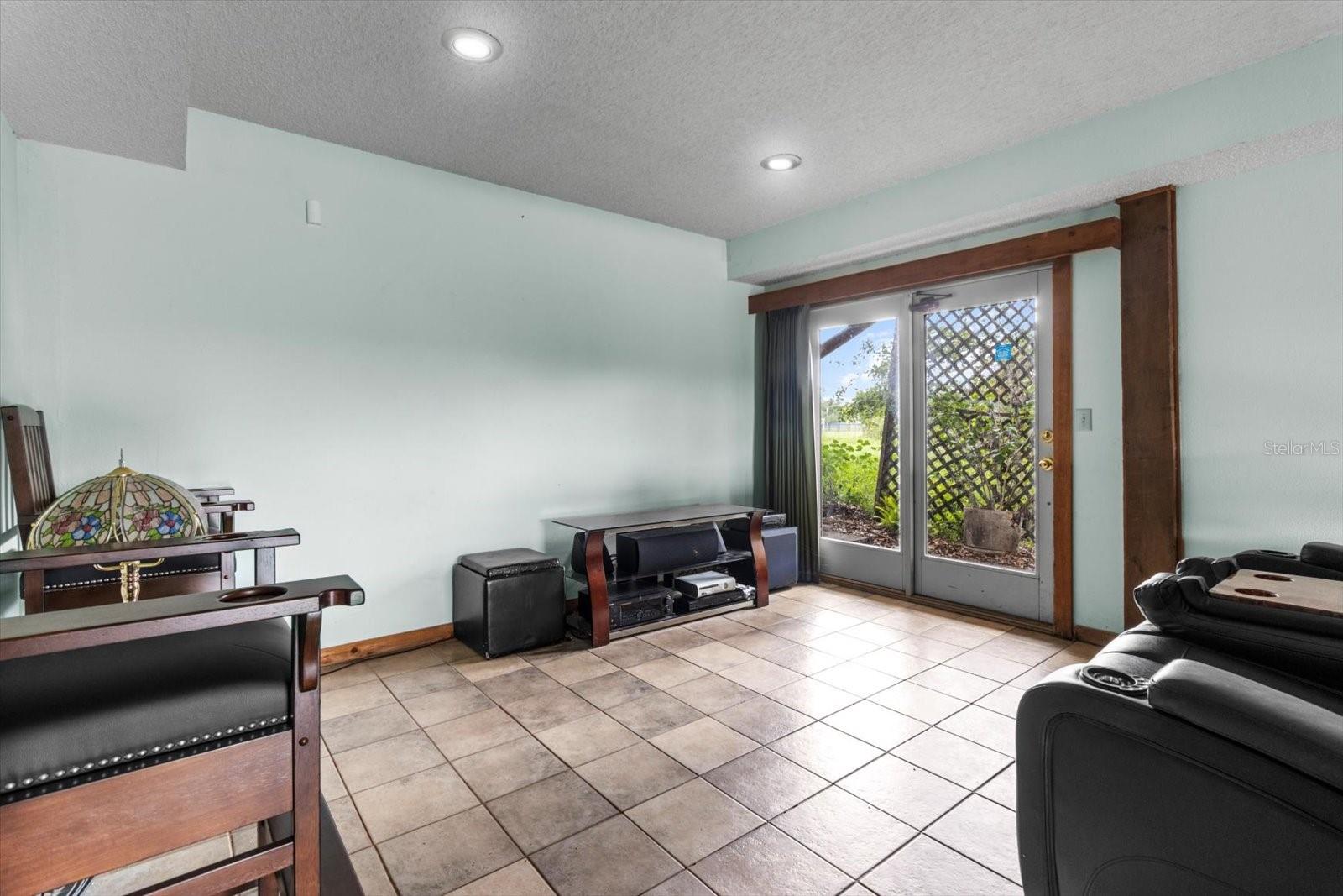 Image 31 of 59 For 503 Lutz Lake Fern Road