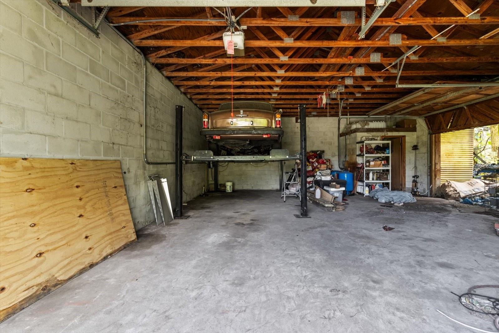 Image 41 of 59 For 503 Lutz Lake Fern Road