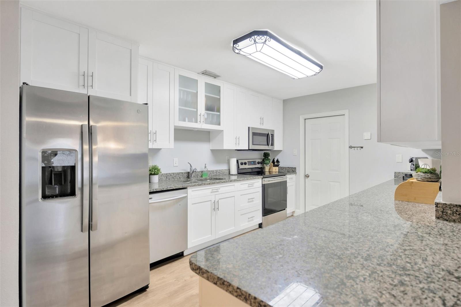 Image 11 of 27 For 4519 Hesperides Street