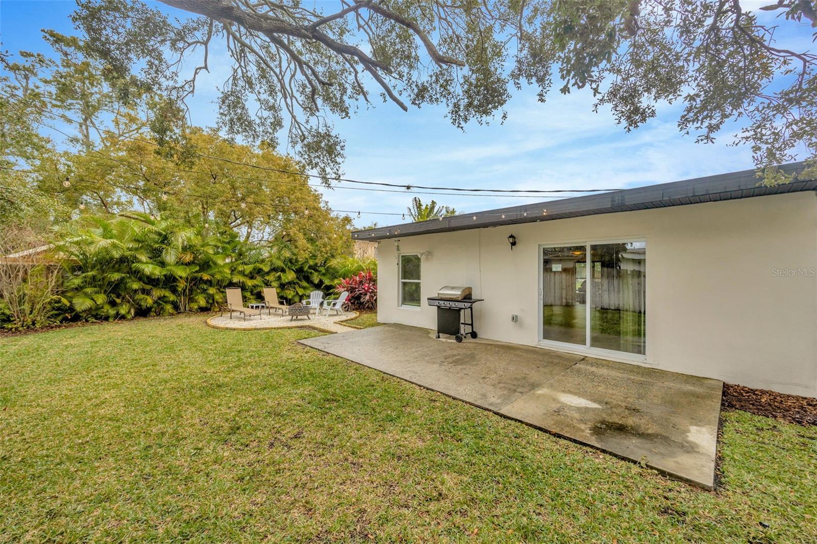 Image 15 of 27 For 4519 Hesperides Street