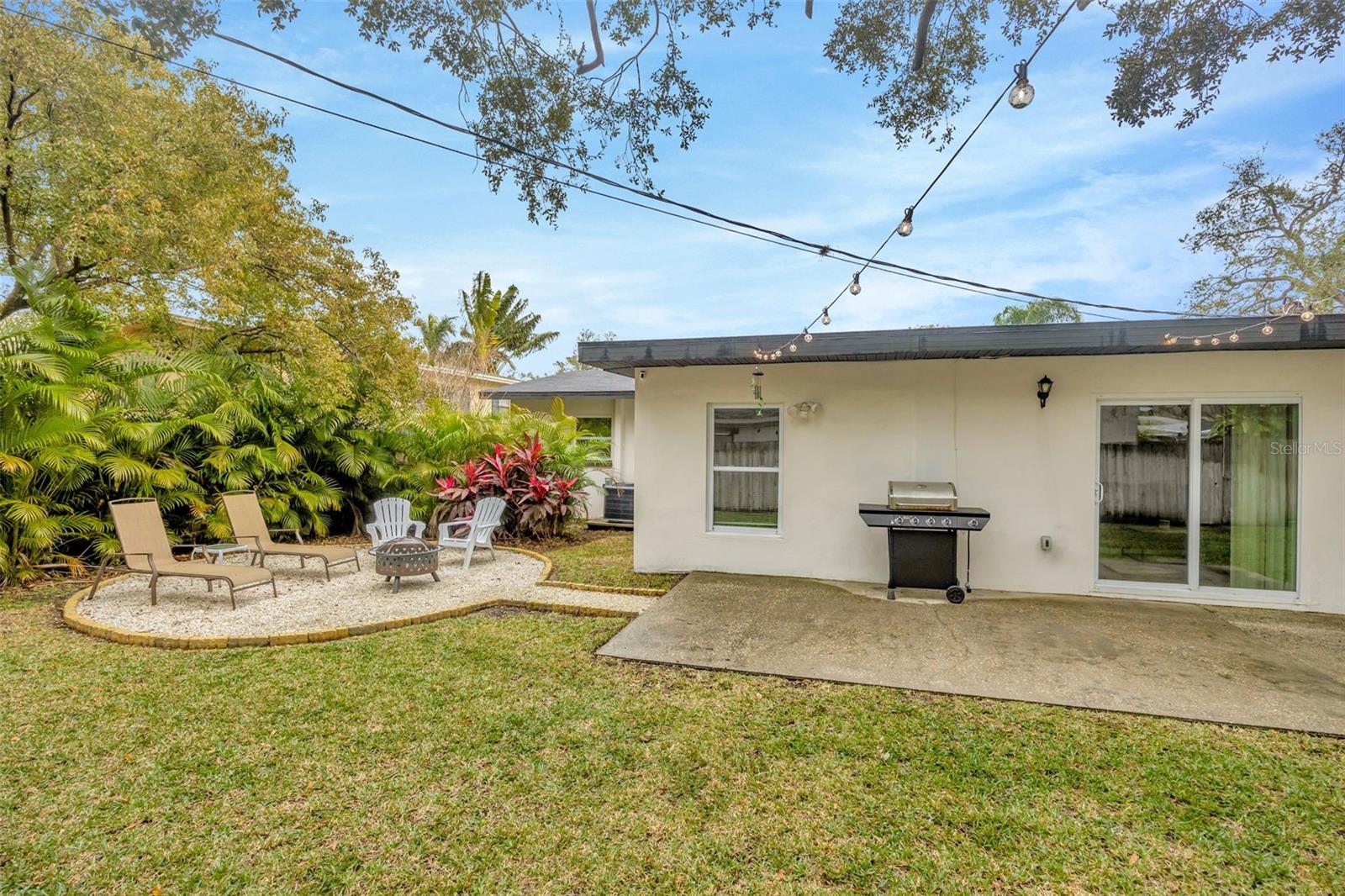 Image 17 of 27 For 4519 Hesperides Street