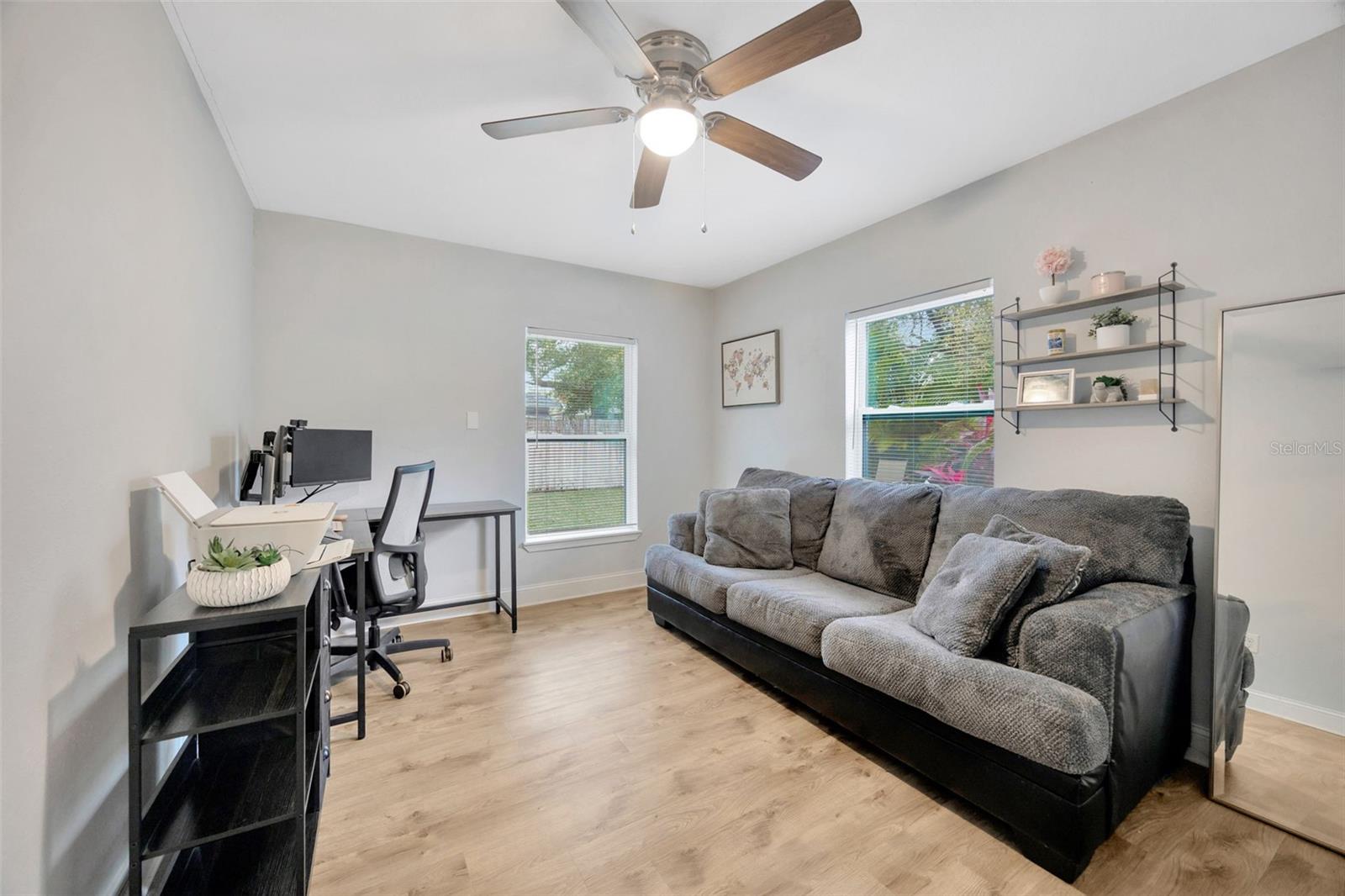 Image 24 of 27 For 4519 Hesperides Street