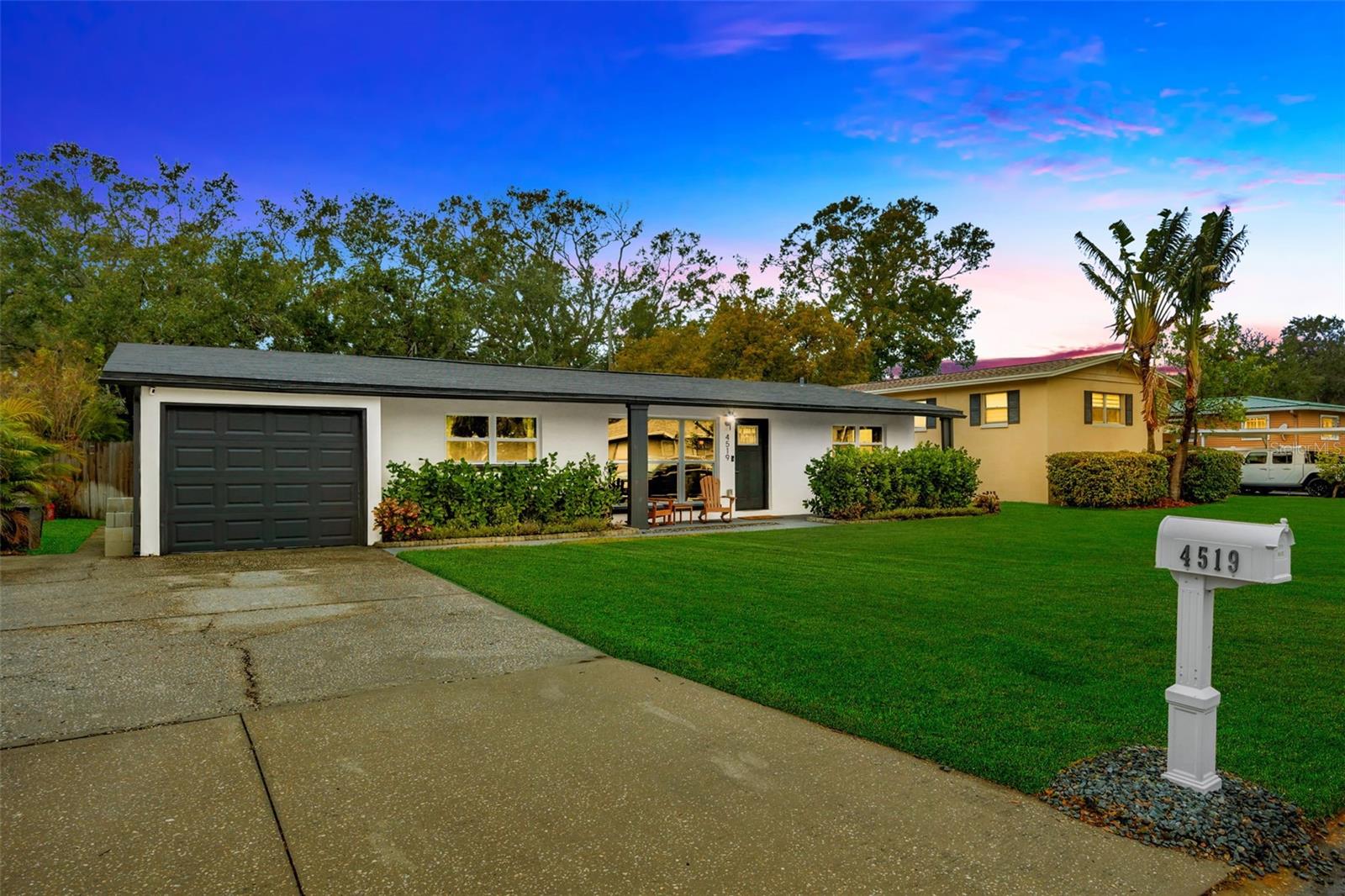 Image 26 of 27 For 4519 Hesperides Street
