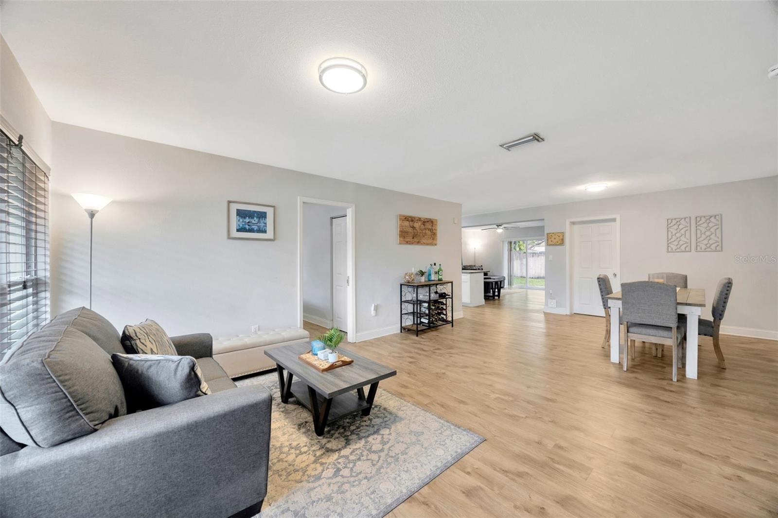 Image 4 of 27 For 4519 Hesperides Street