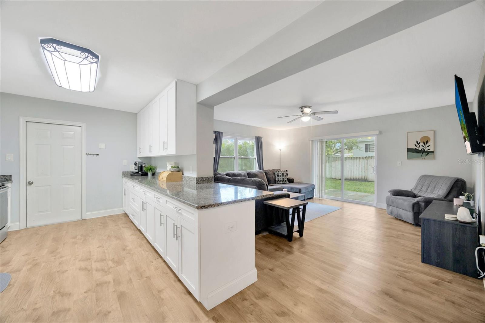 Image 6 of 27 For 4519 Hesperides Street