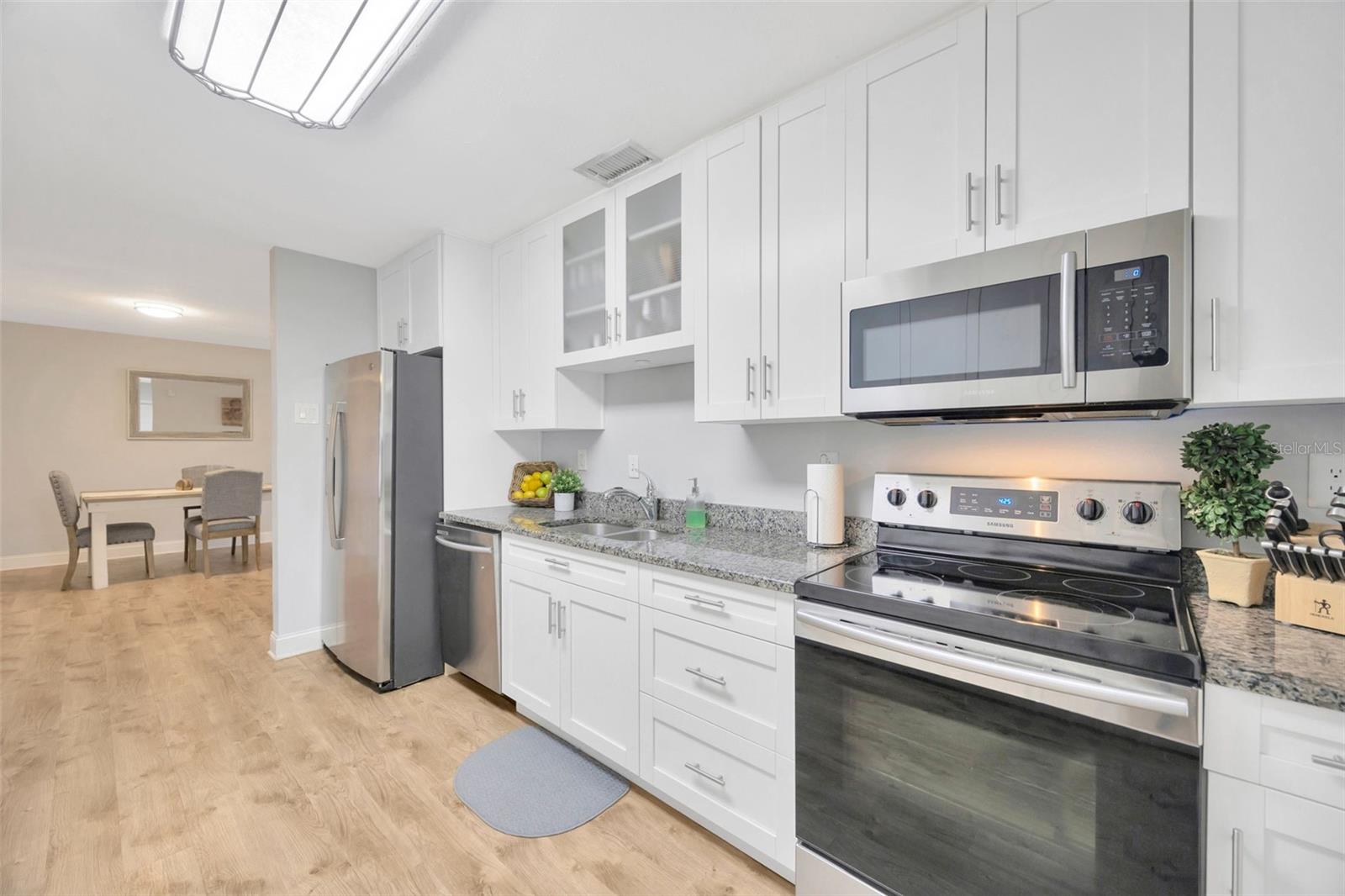Image 8 of 27 For 4519 Hesperides Street