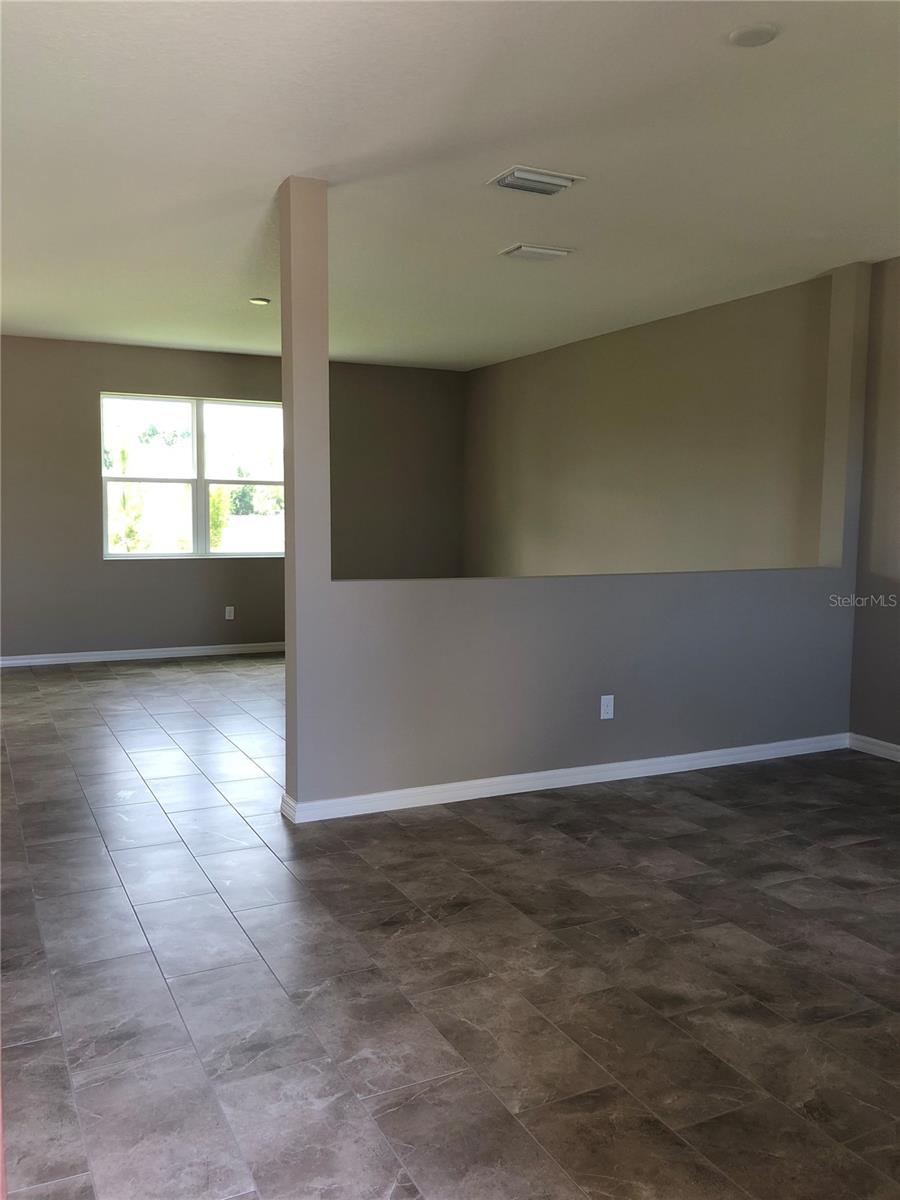 Image 3 of 19 For 8919 Reserve Manor Drive