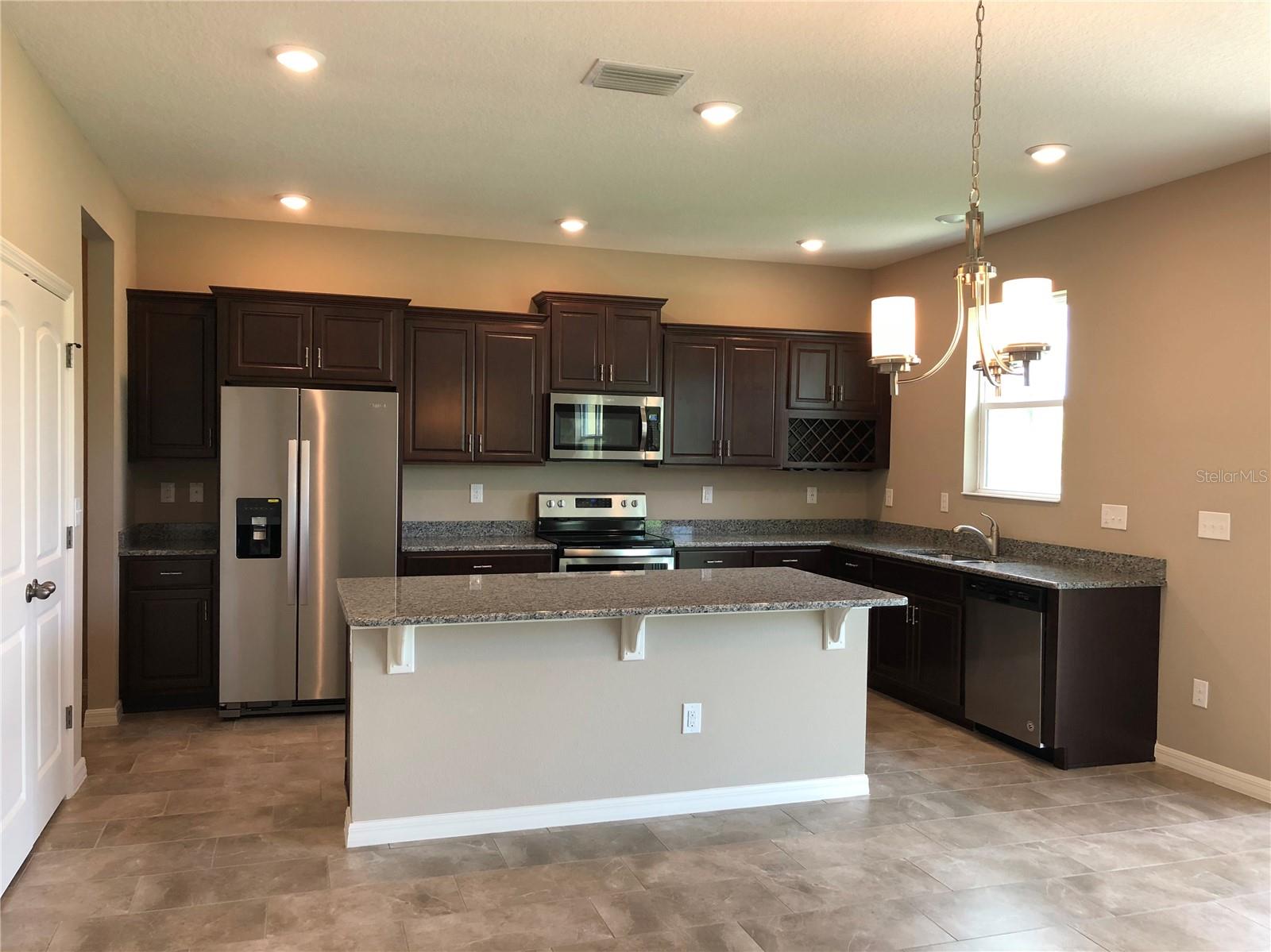Image 5 of 19 For 8919 Reserve Manor Drive