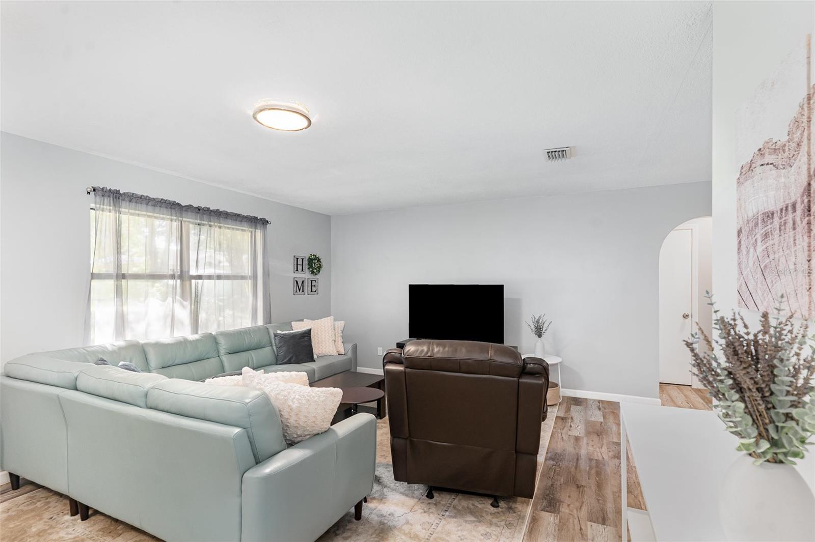 Image 6 of 31 For 8344 Sarazen Drive