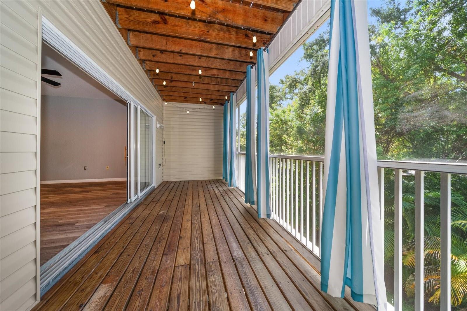 Image 11 of 52 For 3107 Oyster Bayou Way