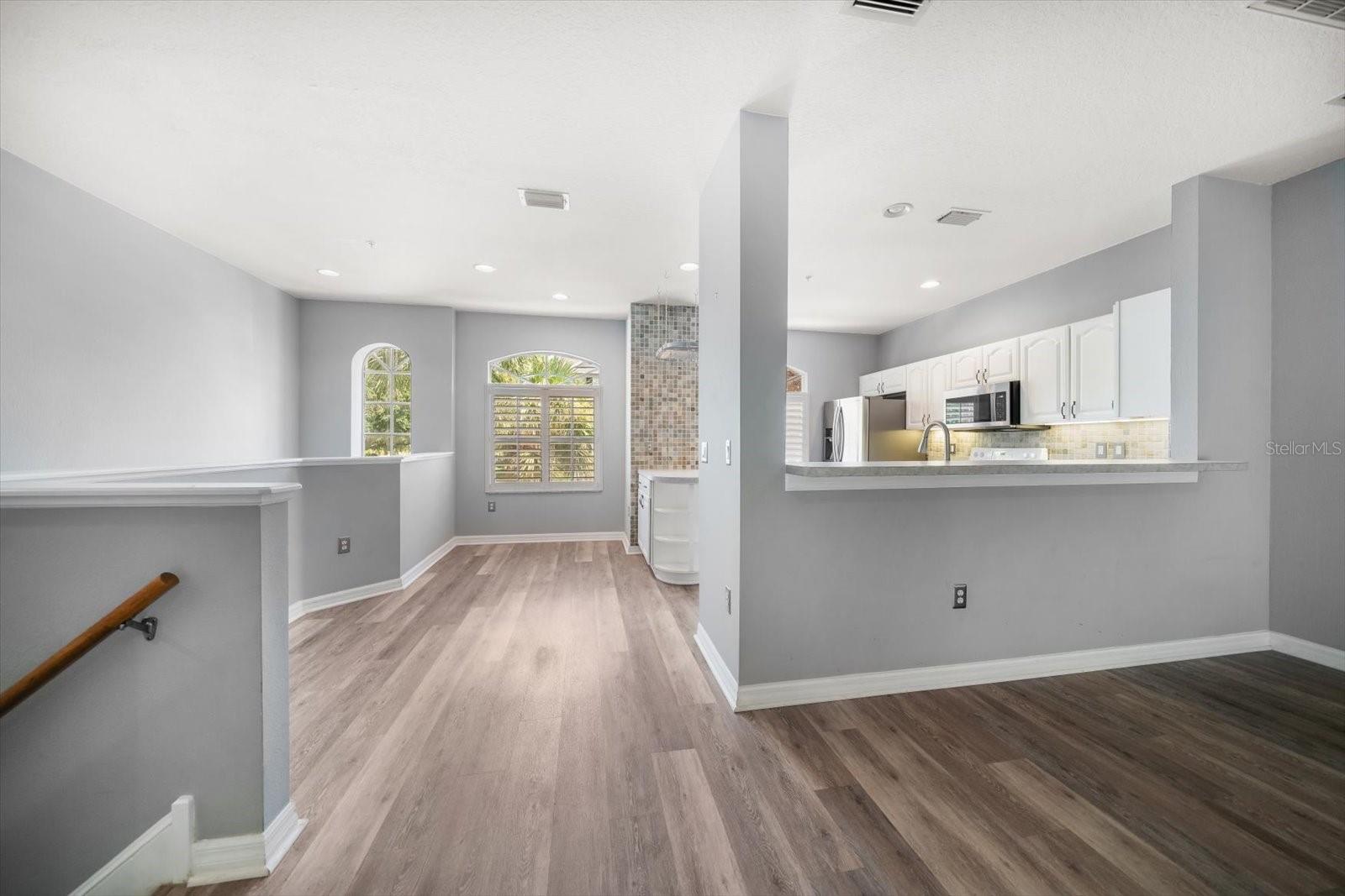 Image 14 of 52 For 3107 Oyster Bayou Way