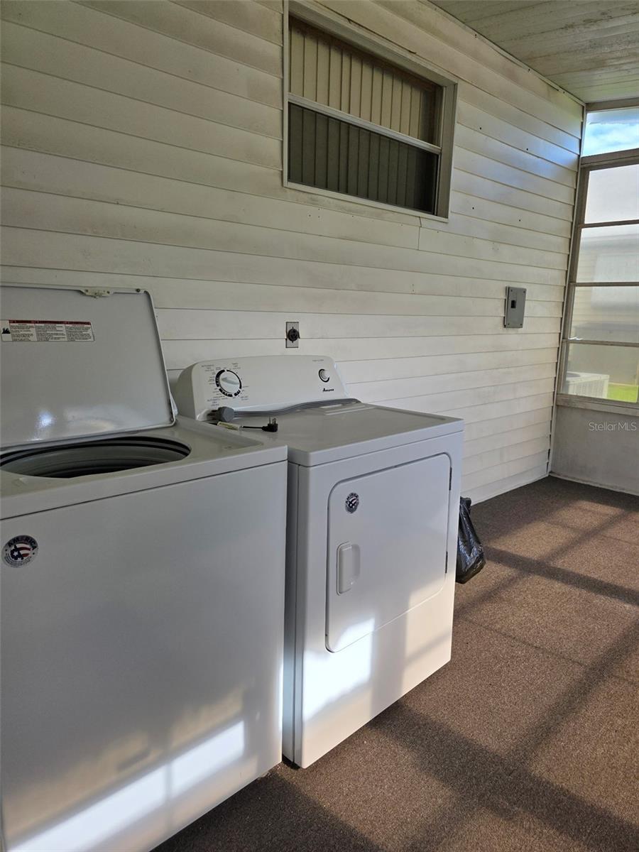 Image 13 of 27 For 11200 Walsingham Road 76