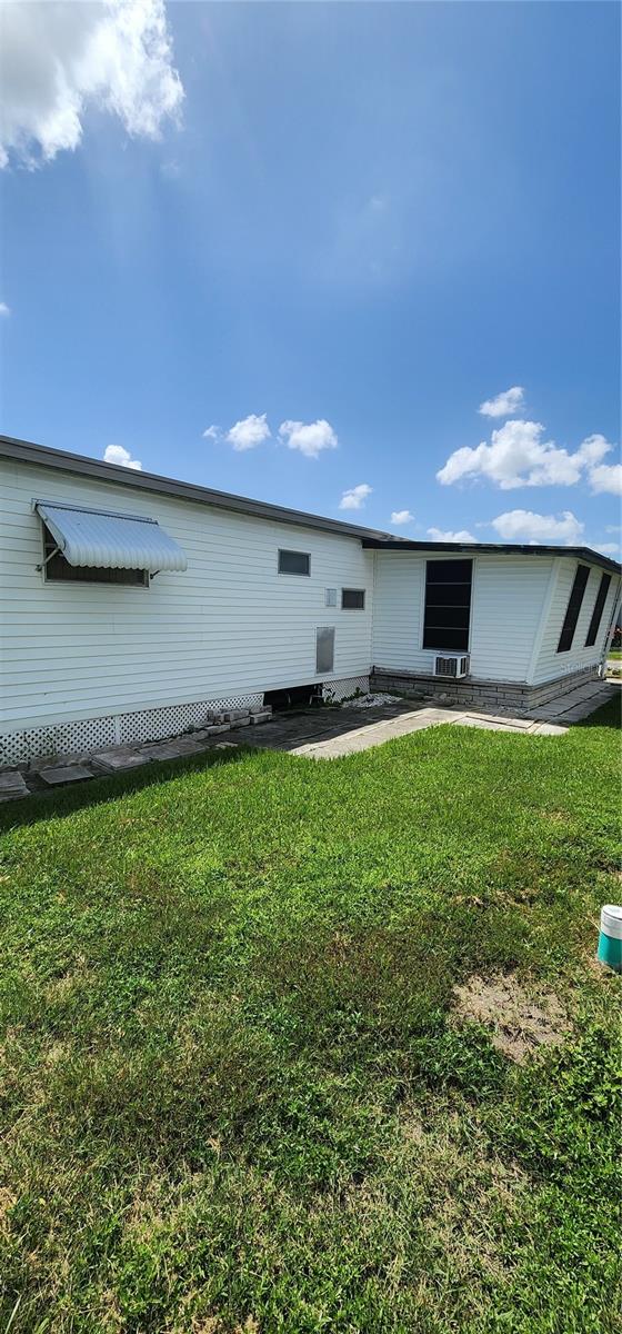 Image 7 of 27 For 11200 Walsingham Road 76