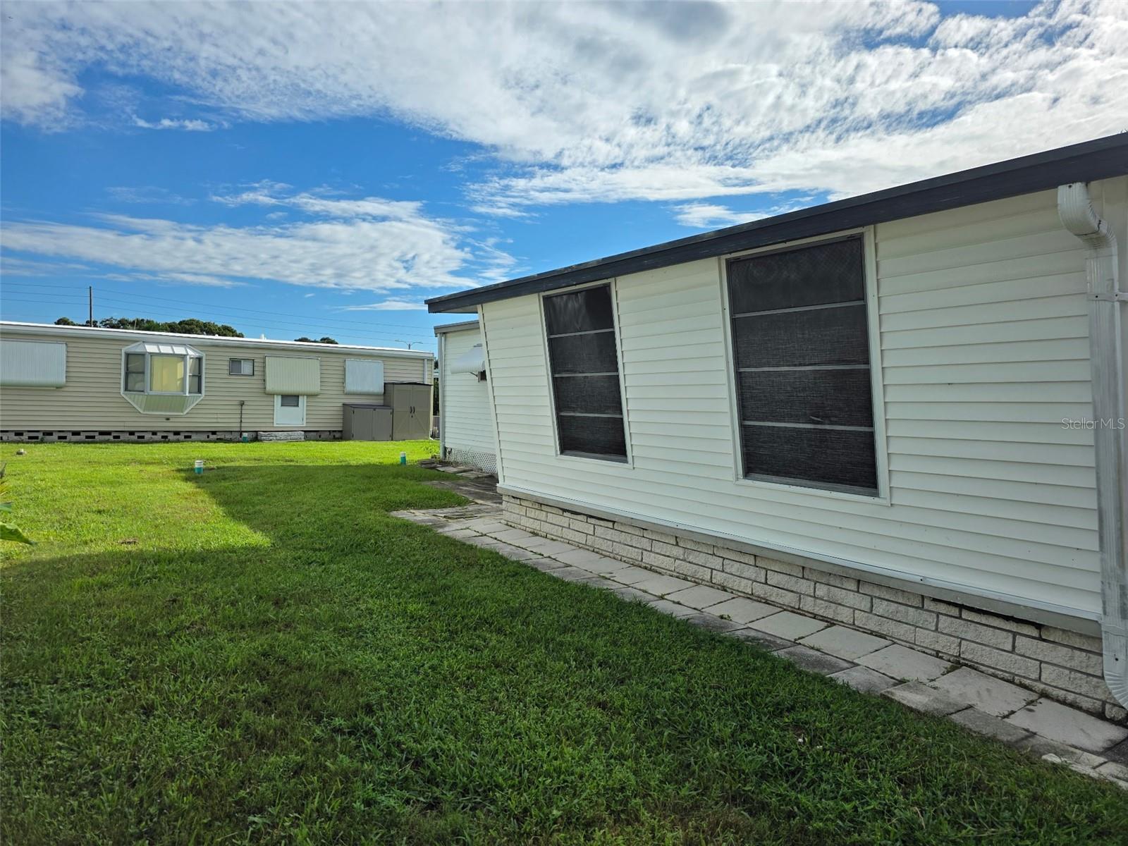 Image 8 of 27 For 11200 Walsingham Road 76