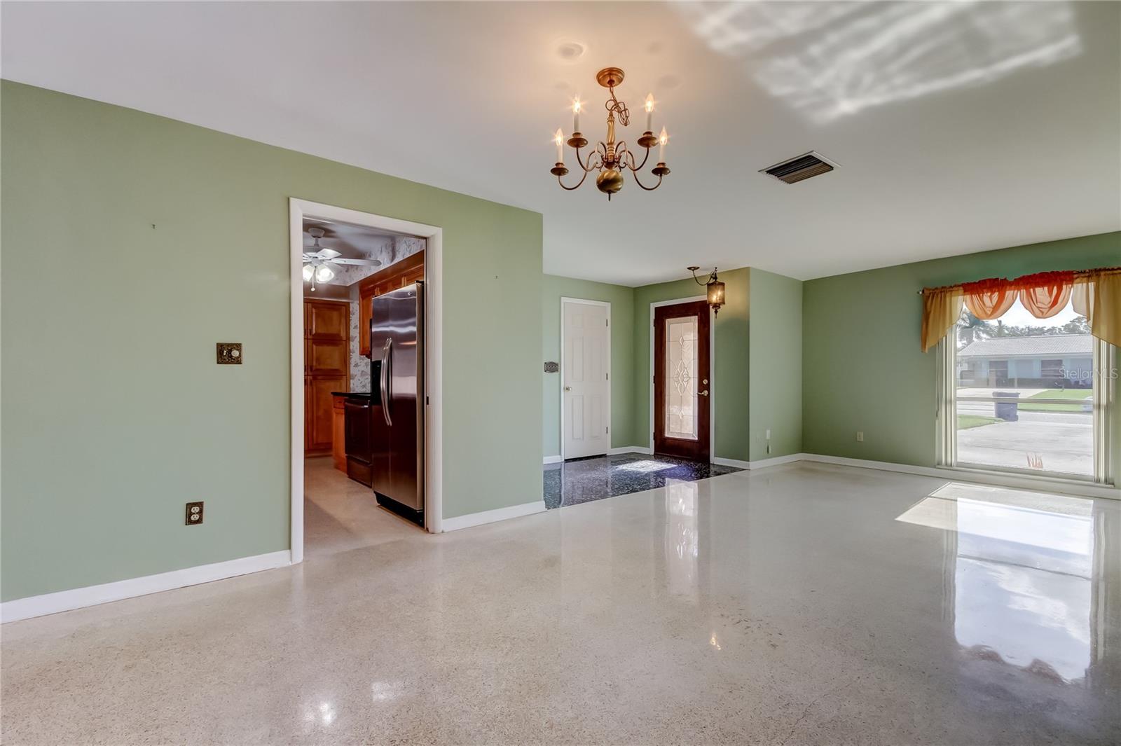 Image 11 of 92 For 10440 Monarch Drive