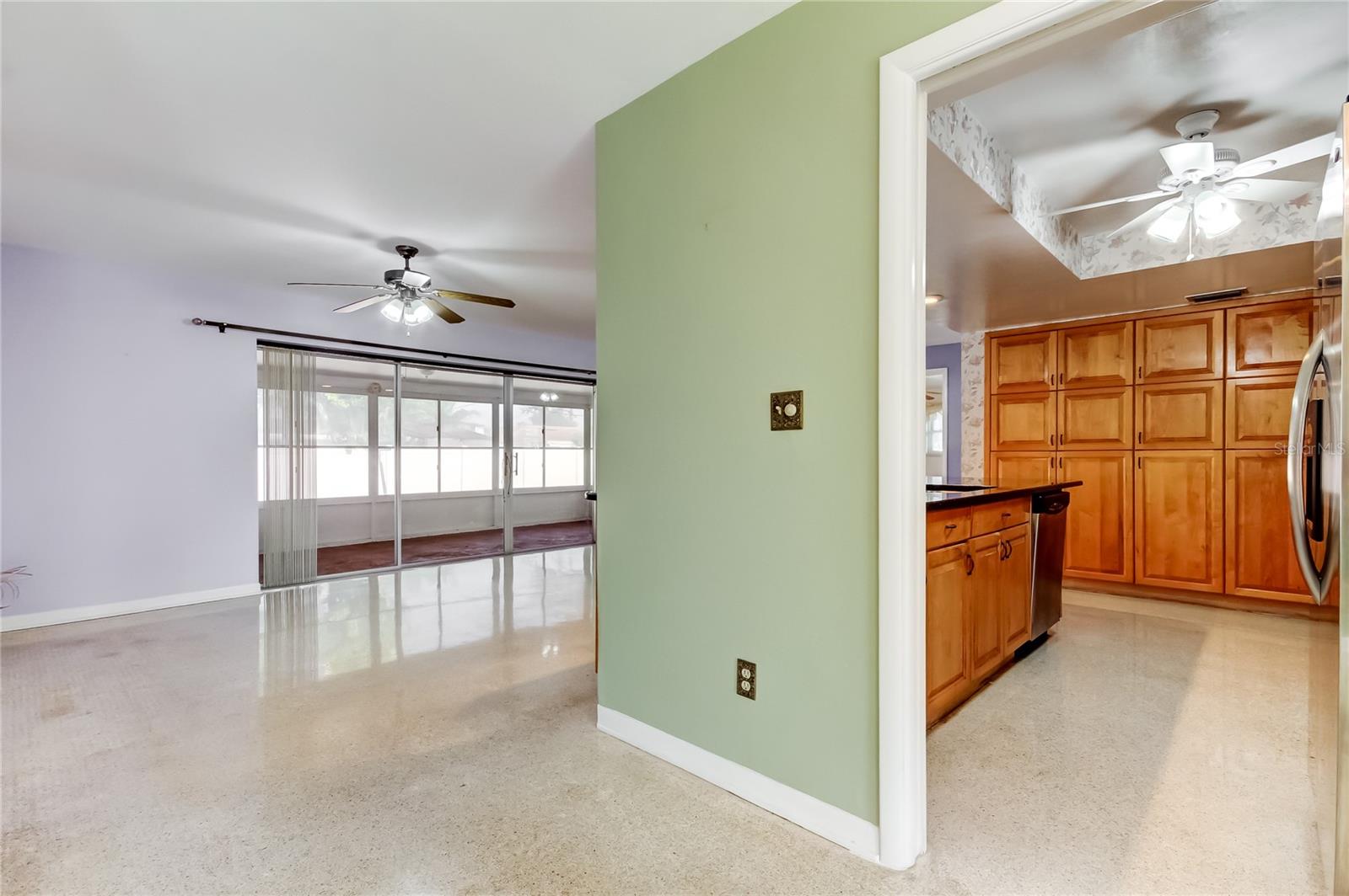 Image 14 of 92 For 10440 Monarch Drive