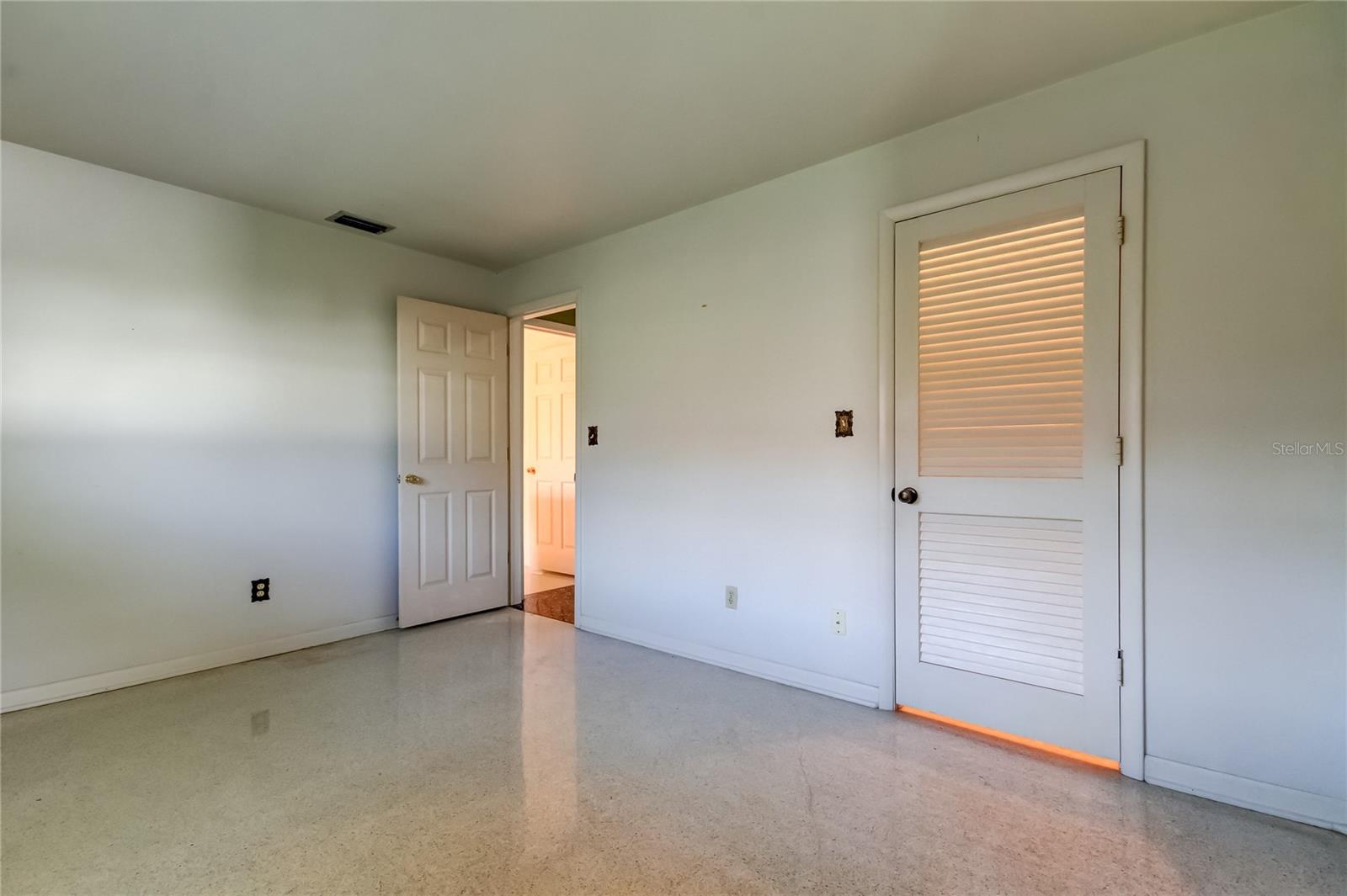 Image 37 of 92 For 10440 Monarch Drive