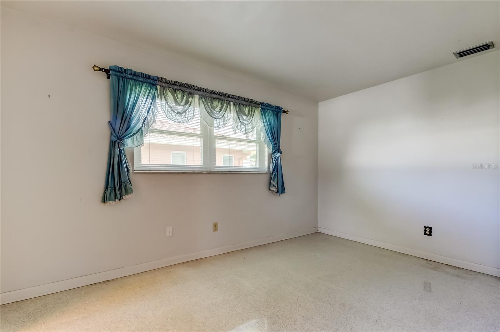 Image 38 of 92 For 10440 Monarch Drive
