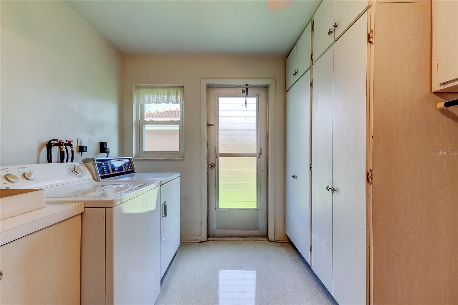 Image 44 of 92 For 10440 Monarch Drive