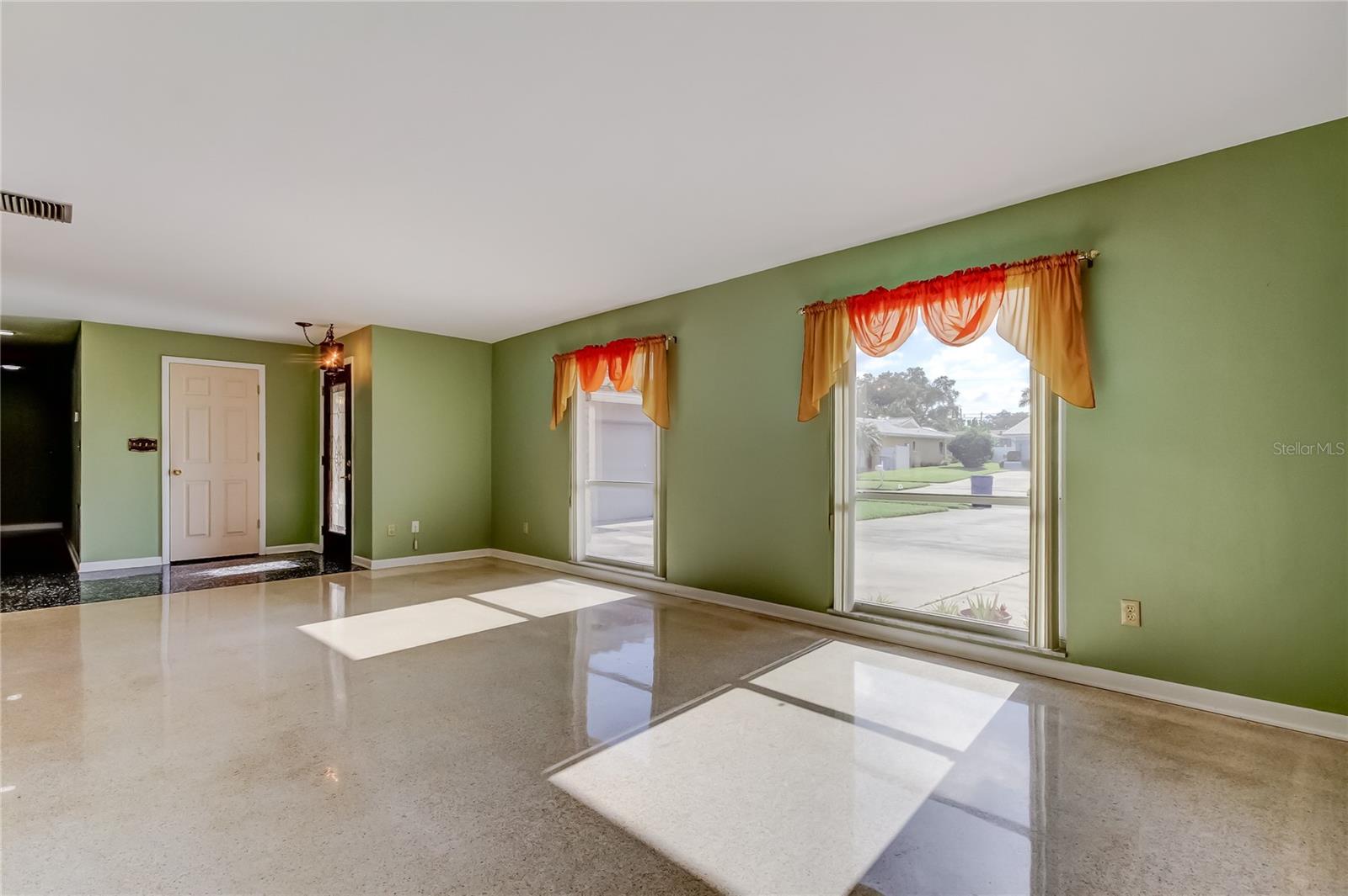 Image 9 of 92 For 10440 Monarch Drive