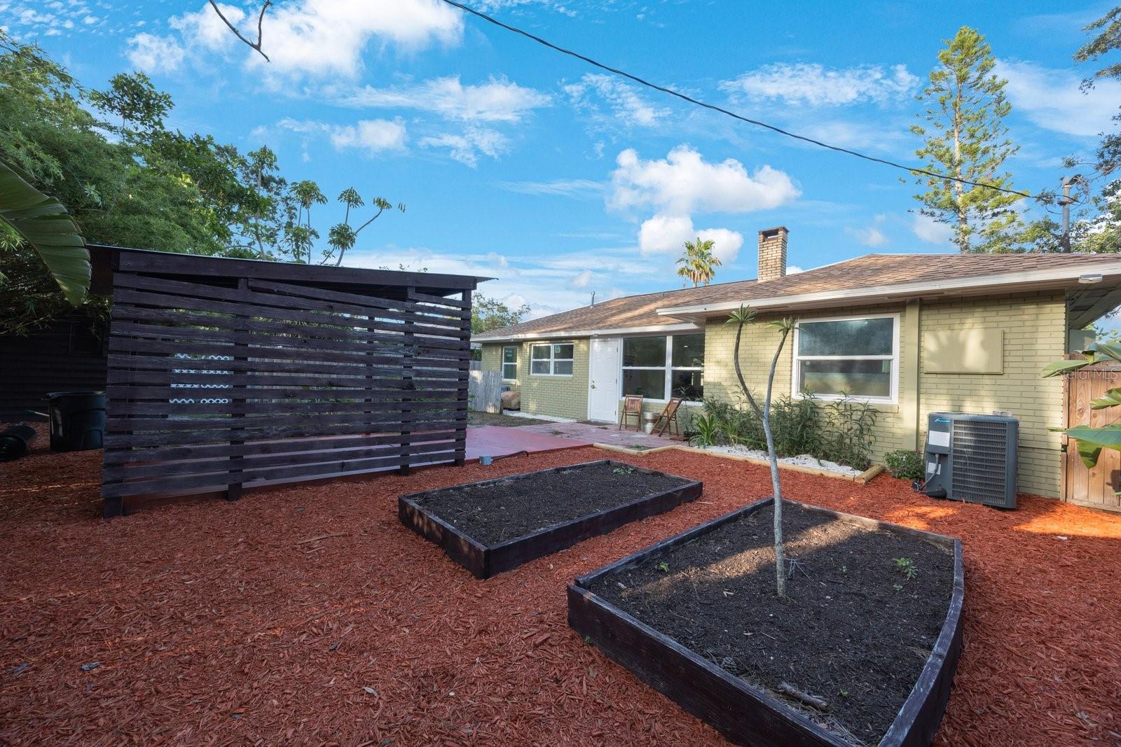 Image 27 of 36 For 2649 46th Street S
