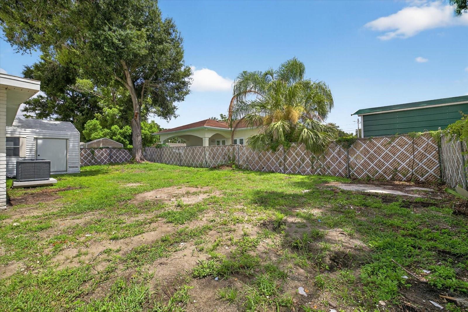 Image 13 of 33 For 2920 Clifton Street