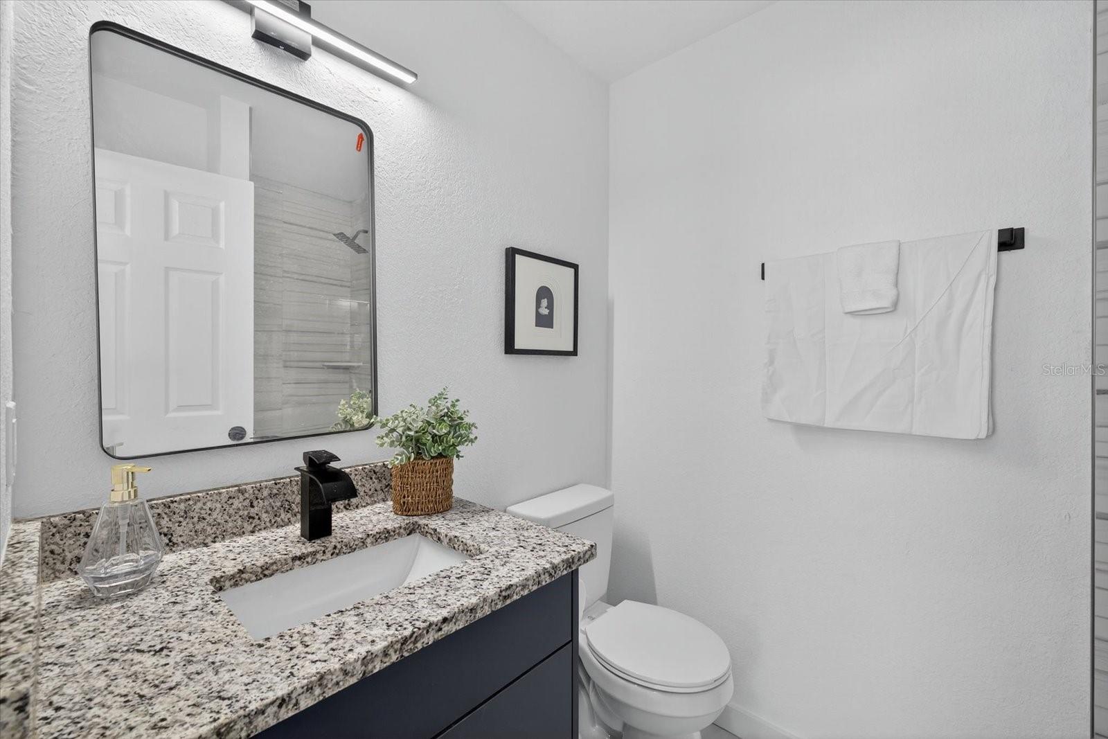 Image 30 of 33 For 2920 Clifton Street