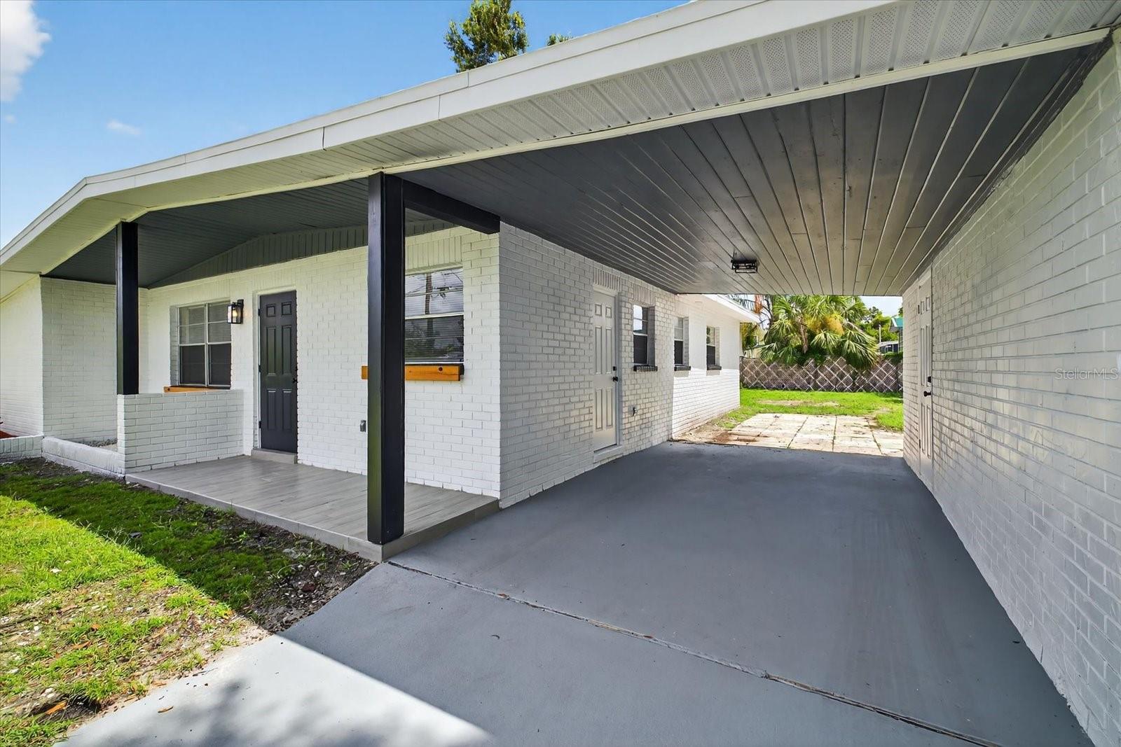 Image 5 of 33 For 2920 Clifton Street