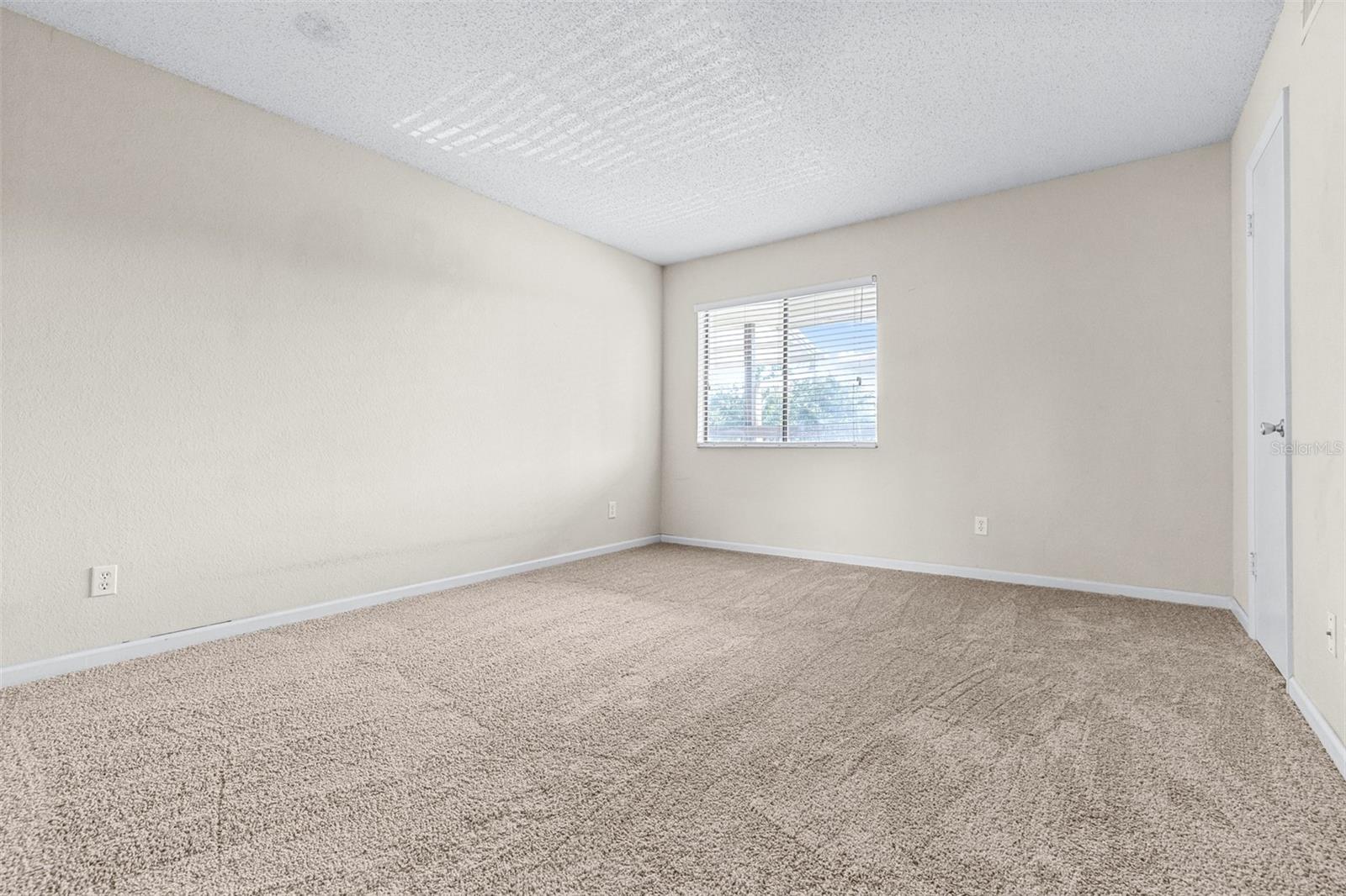 Image 14 of 29 For 13287 Arbor Pointe Circle 302