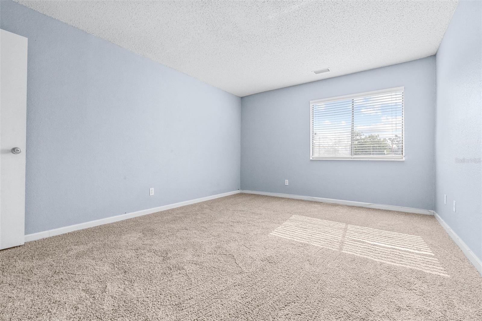 Image 20 of 29 For 13287 Arbor Pointe Circle 302