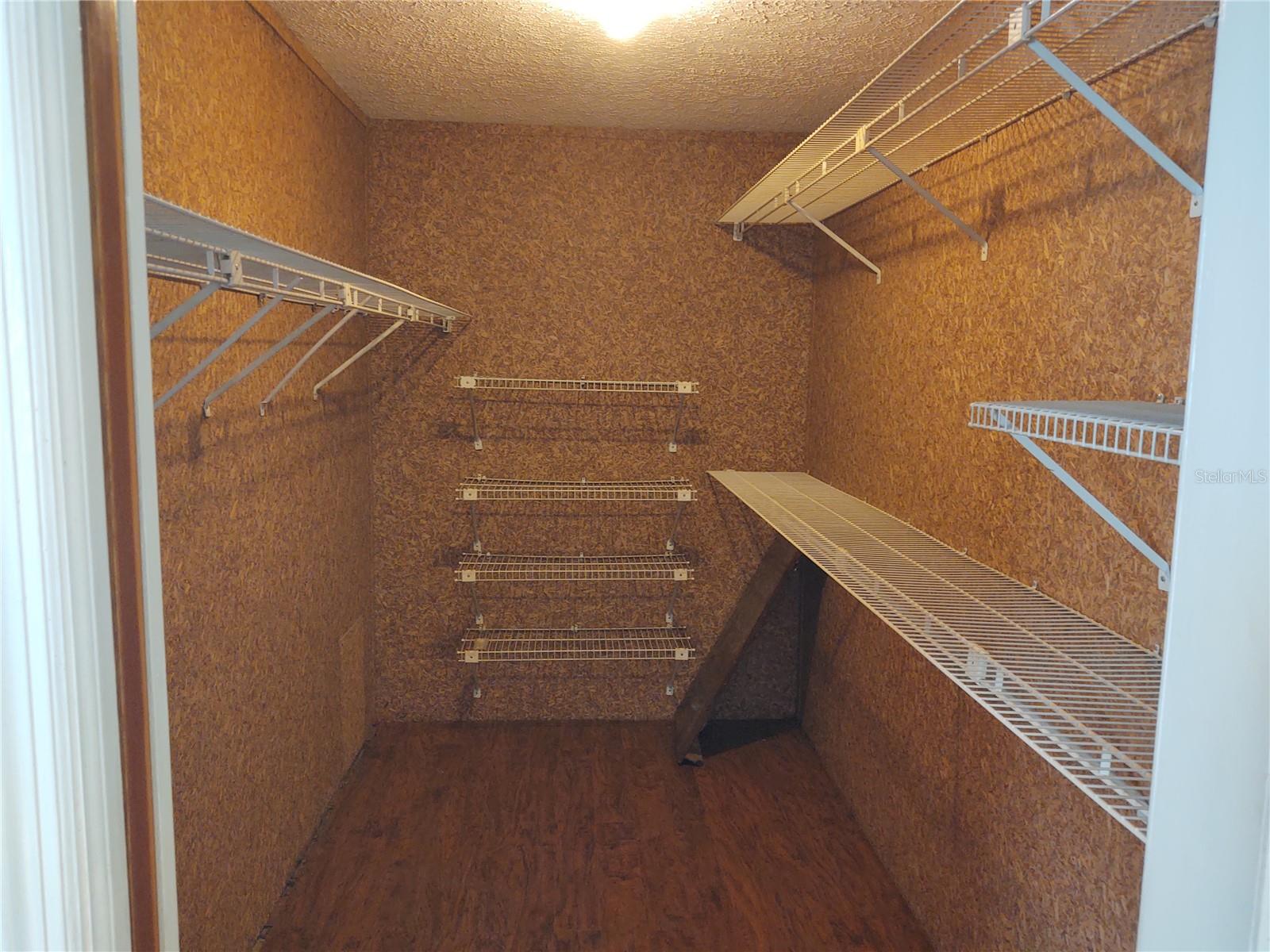 Image 7 of 18 For 7841 Lightfoot Drive