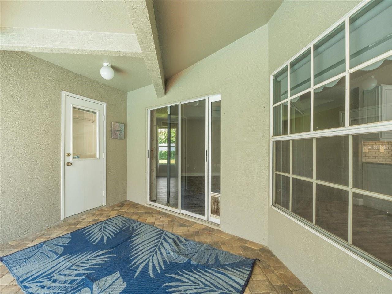 Image 41 of 59 For 14717 Linden Drive