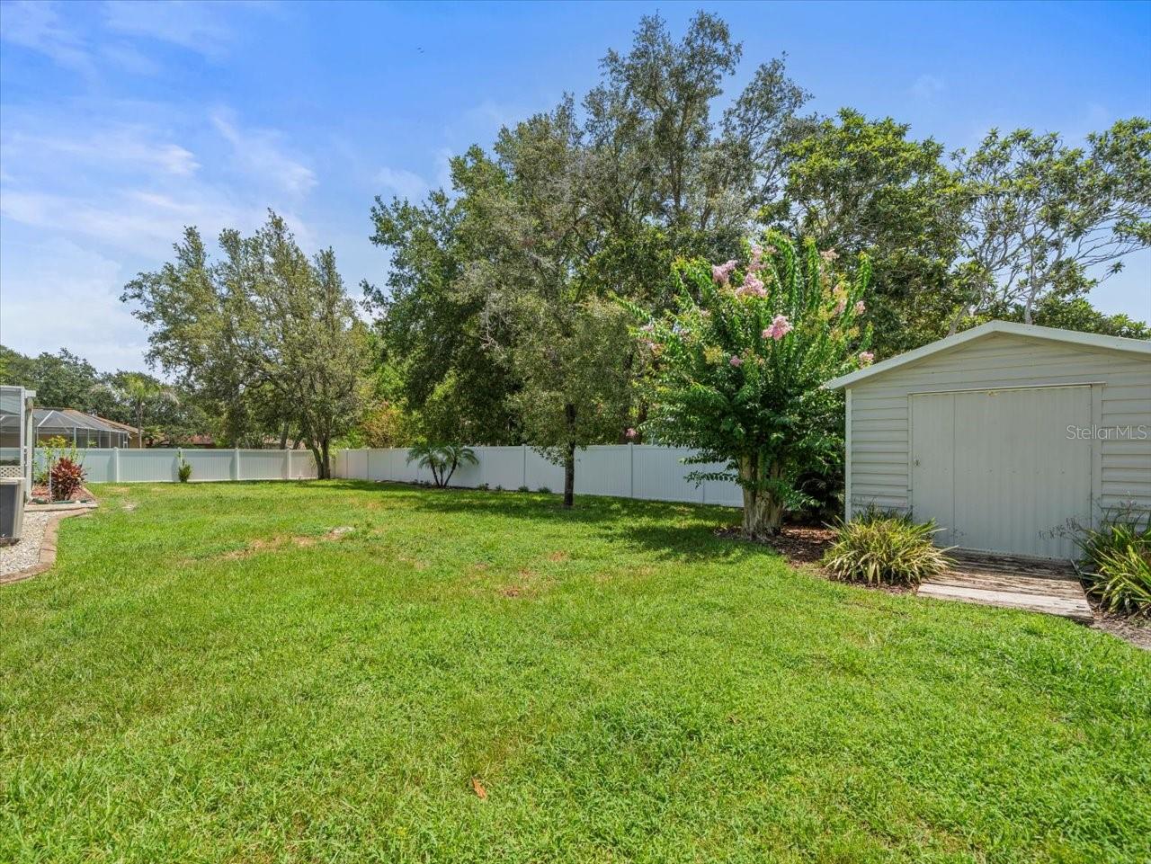 Image 42 of 59 For 14717 Linden Drive
