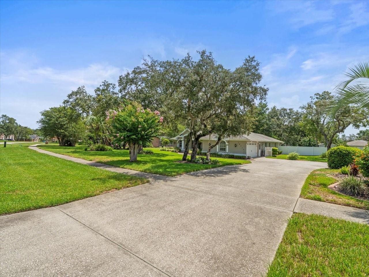 Image 46 of 59 For 14717 Linden Drive